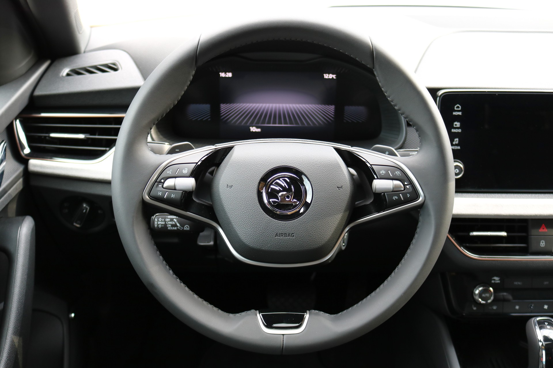SKODA Scala 1.0 TSI Selection DSG-image-5