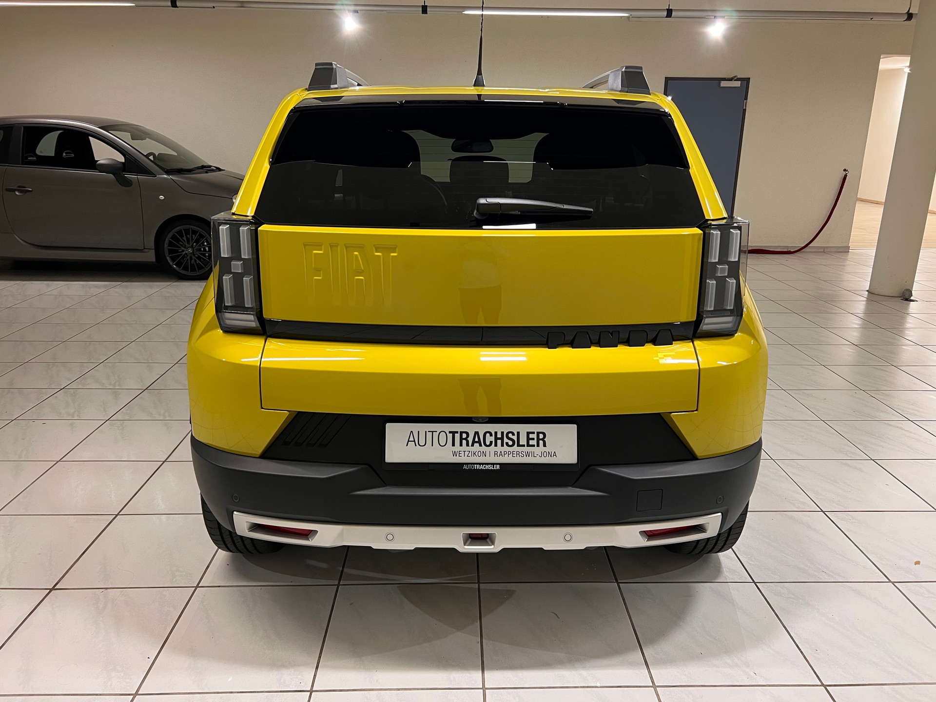 FIAT Grande Panda Elektro La Prima-image-4
