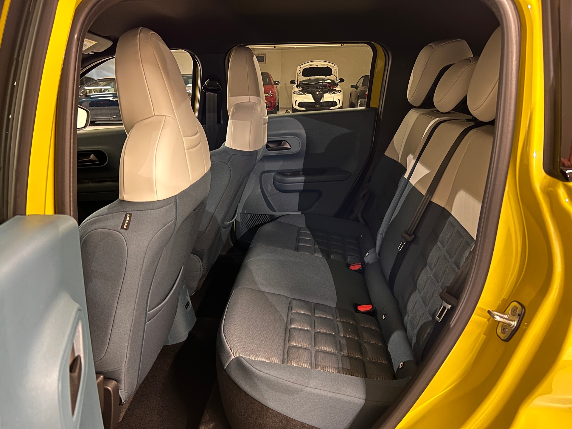FIAT Grande Panda Elektro La Prima-image-7