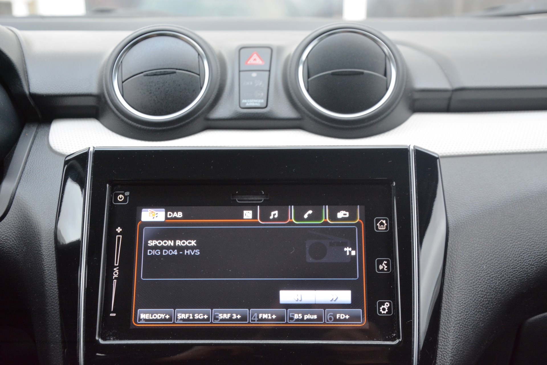 SUZUKI Swift 1.2i 16V Compact+ Allgrip 4x4-image-10