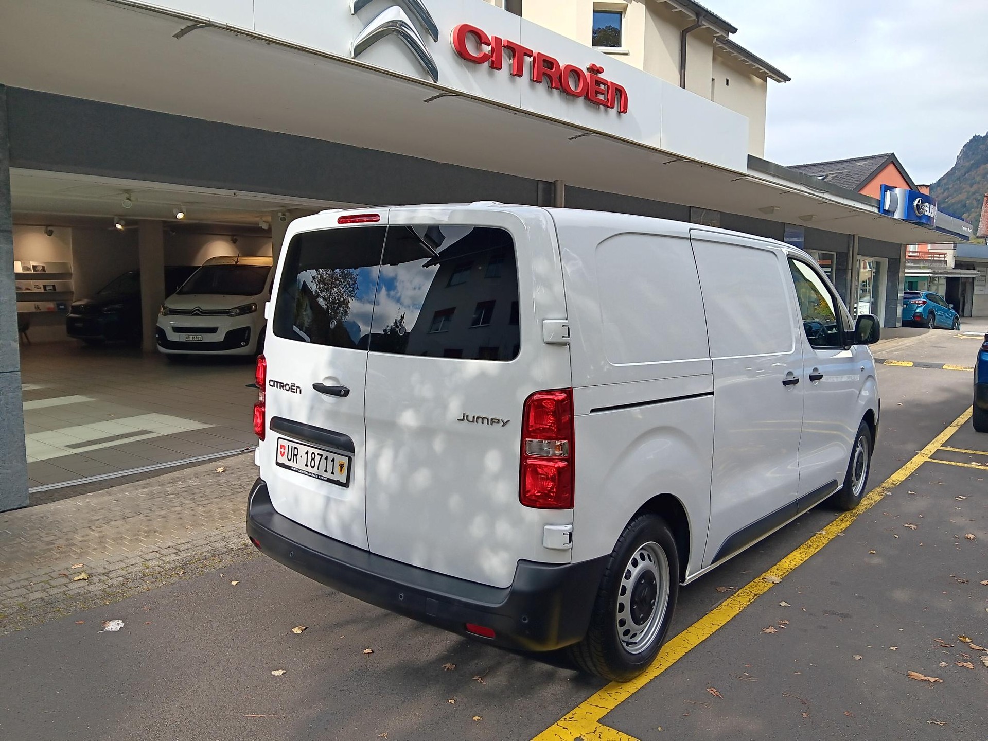 CITROEN Jumpy 1.5 BlueHDi 120 M-image-5