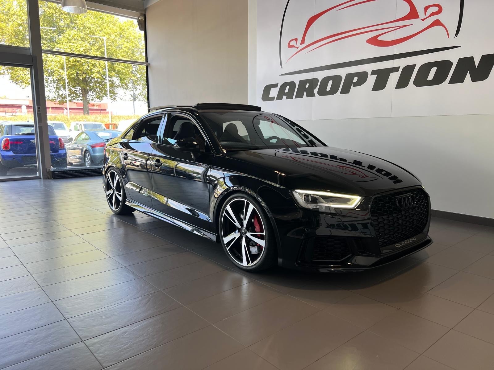 AUDI RS3 Limousine 2.5 TSI quattro S-tronic-image-8