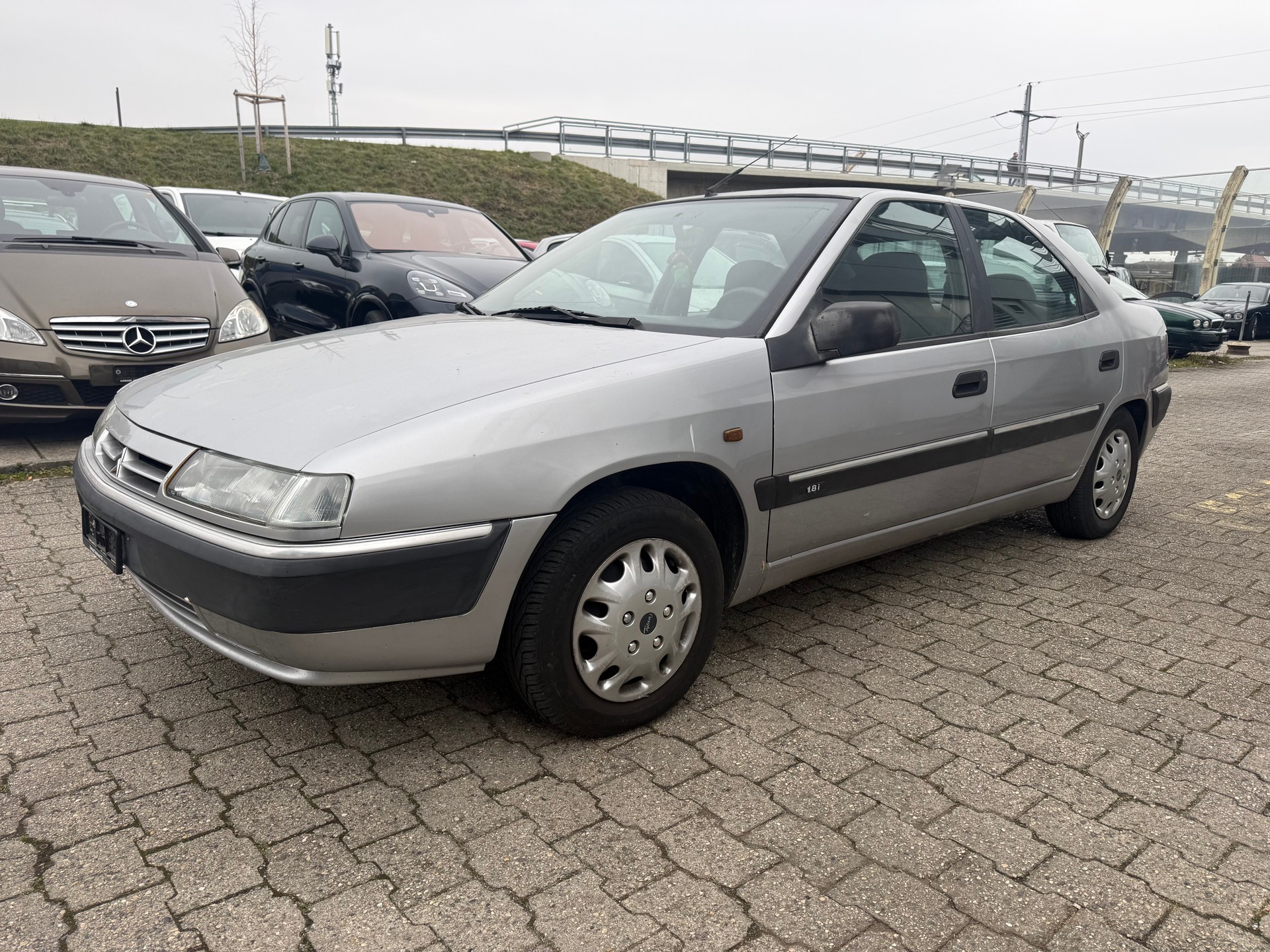 CITROEN Xantia Sedan 1.8 X-image-1