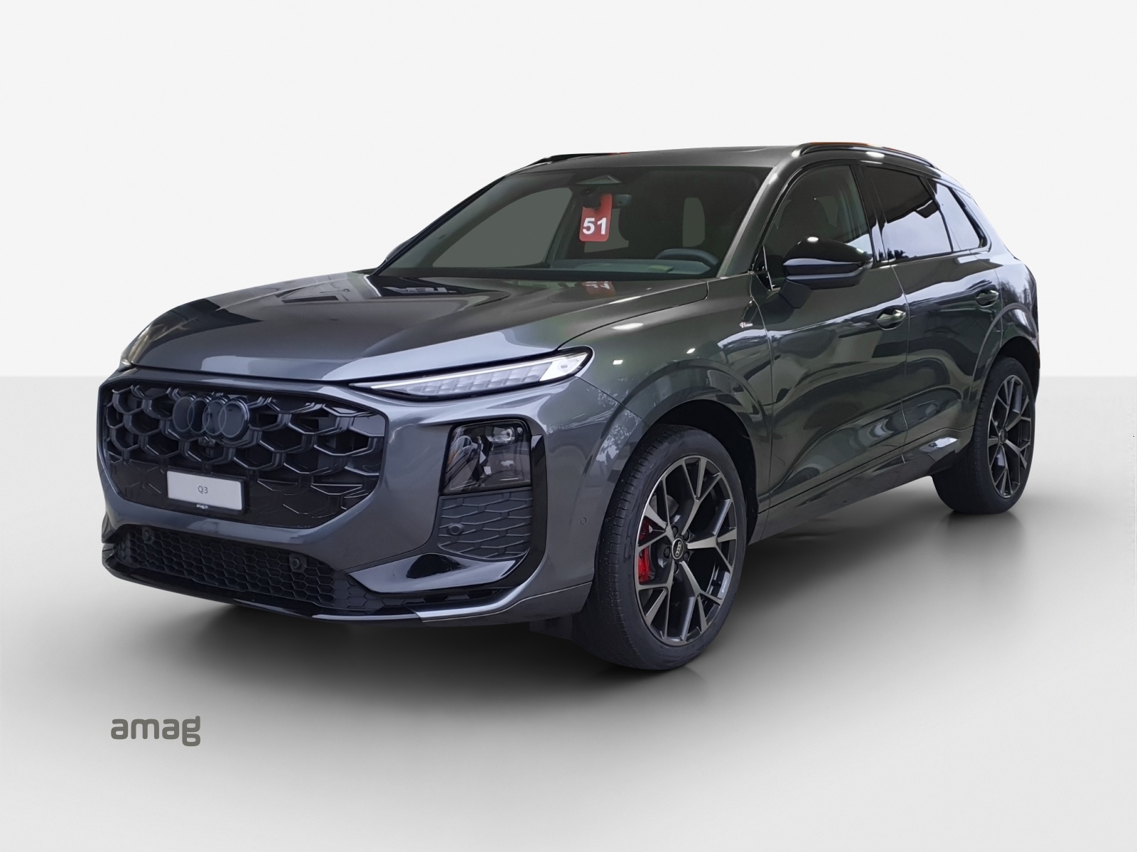 AUDI Q3 SUV 110 kW TFSI S tronic-image-0