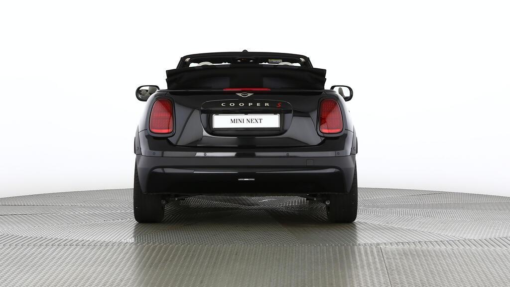 MINI Cooper S Cabrio-image-13