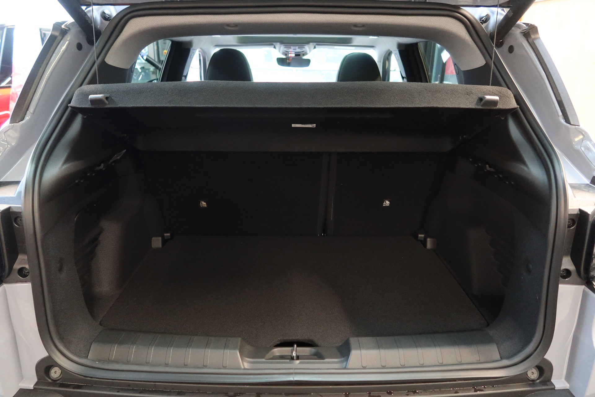 JEEP Avenger 1.2 T Summit Sky-image-15