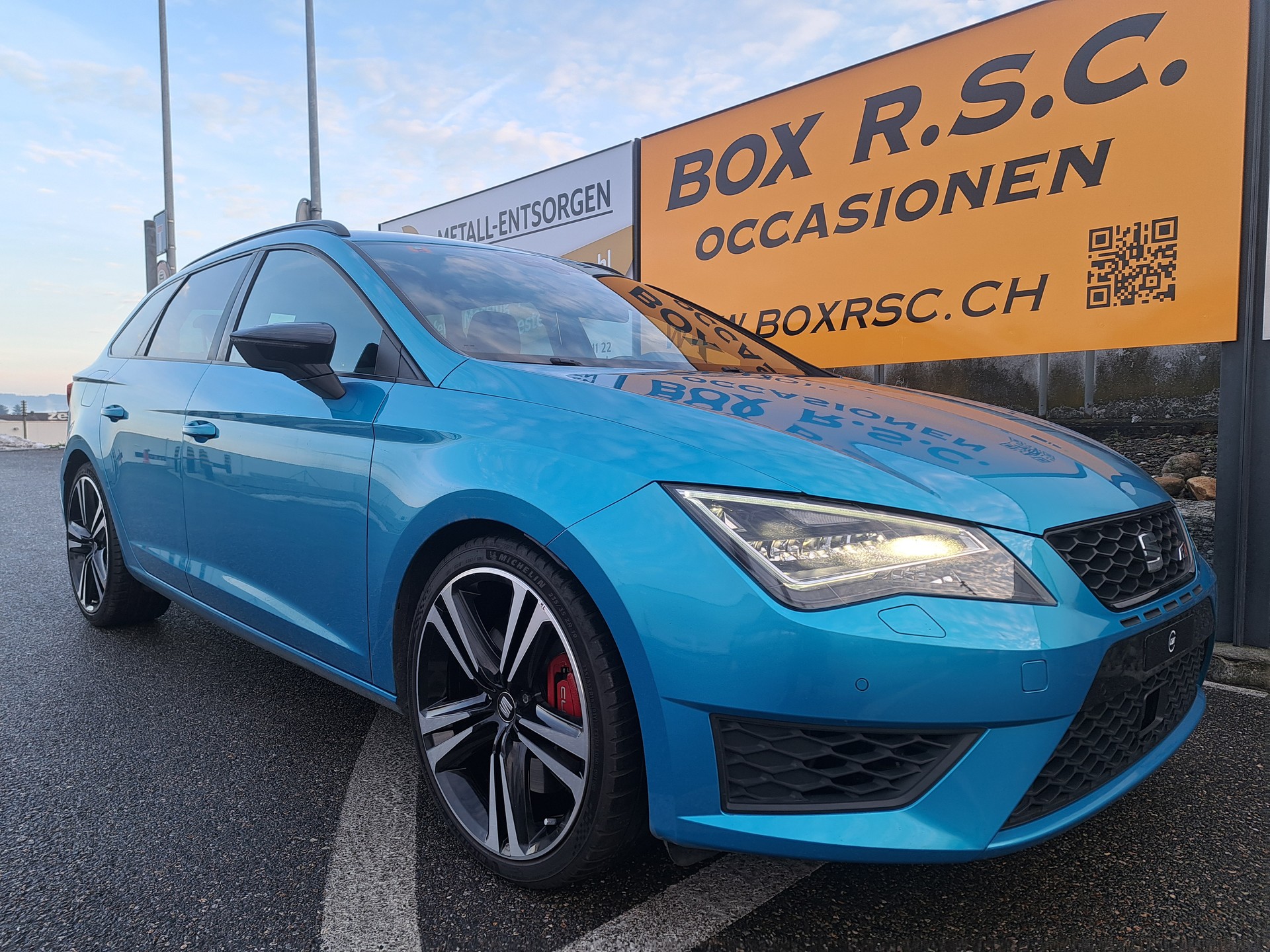 SEAT Leon ST 2.0 TSI Cupra 290 DSG-image-0