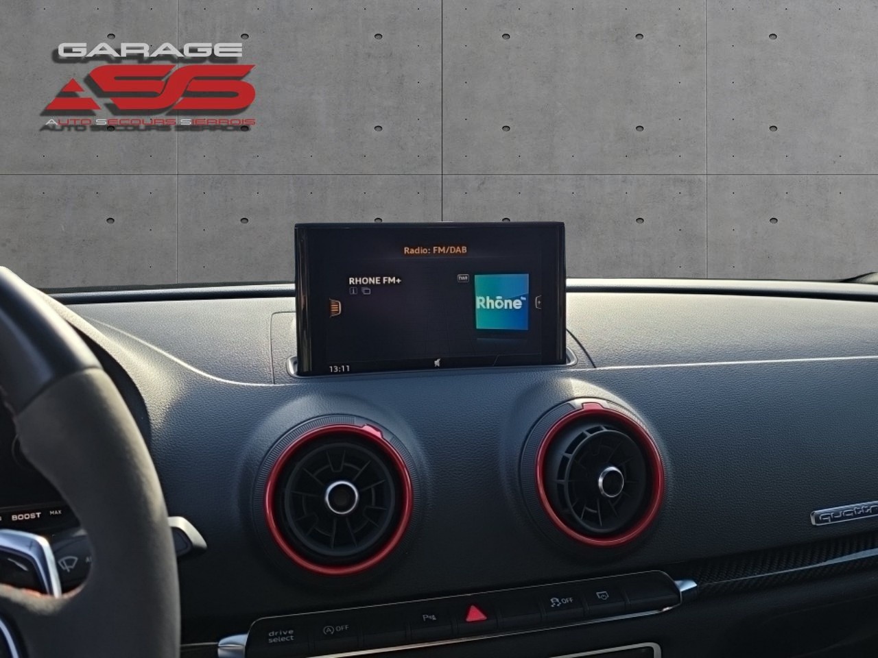 AUDI RS3 Sportback 2.5 TSI quattro S-tronic-image-13