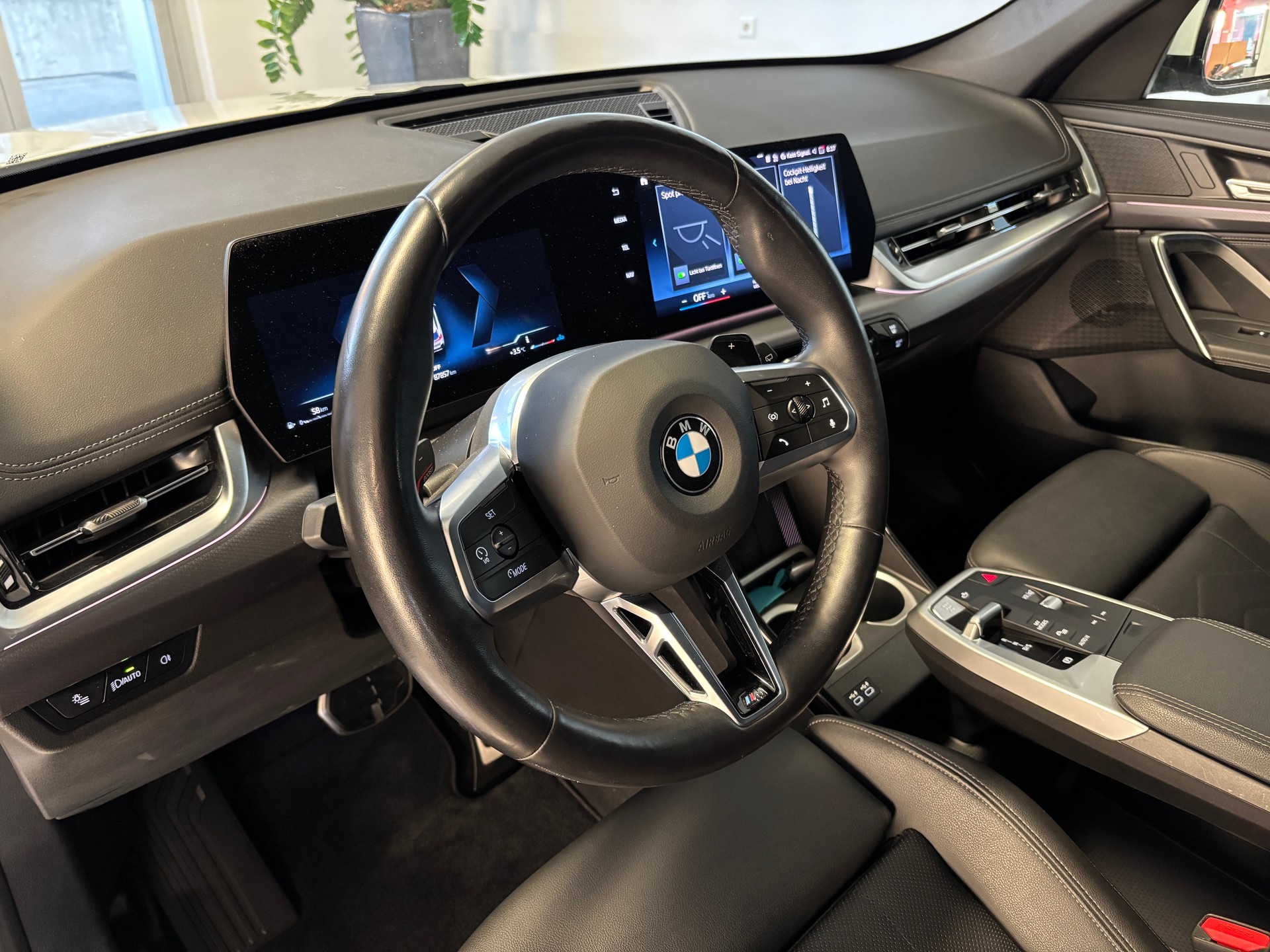 BMW X1 sDrive 18d M Sport-image-5