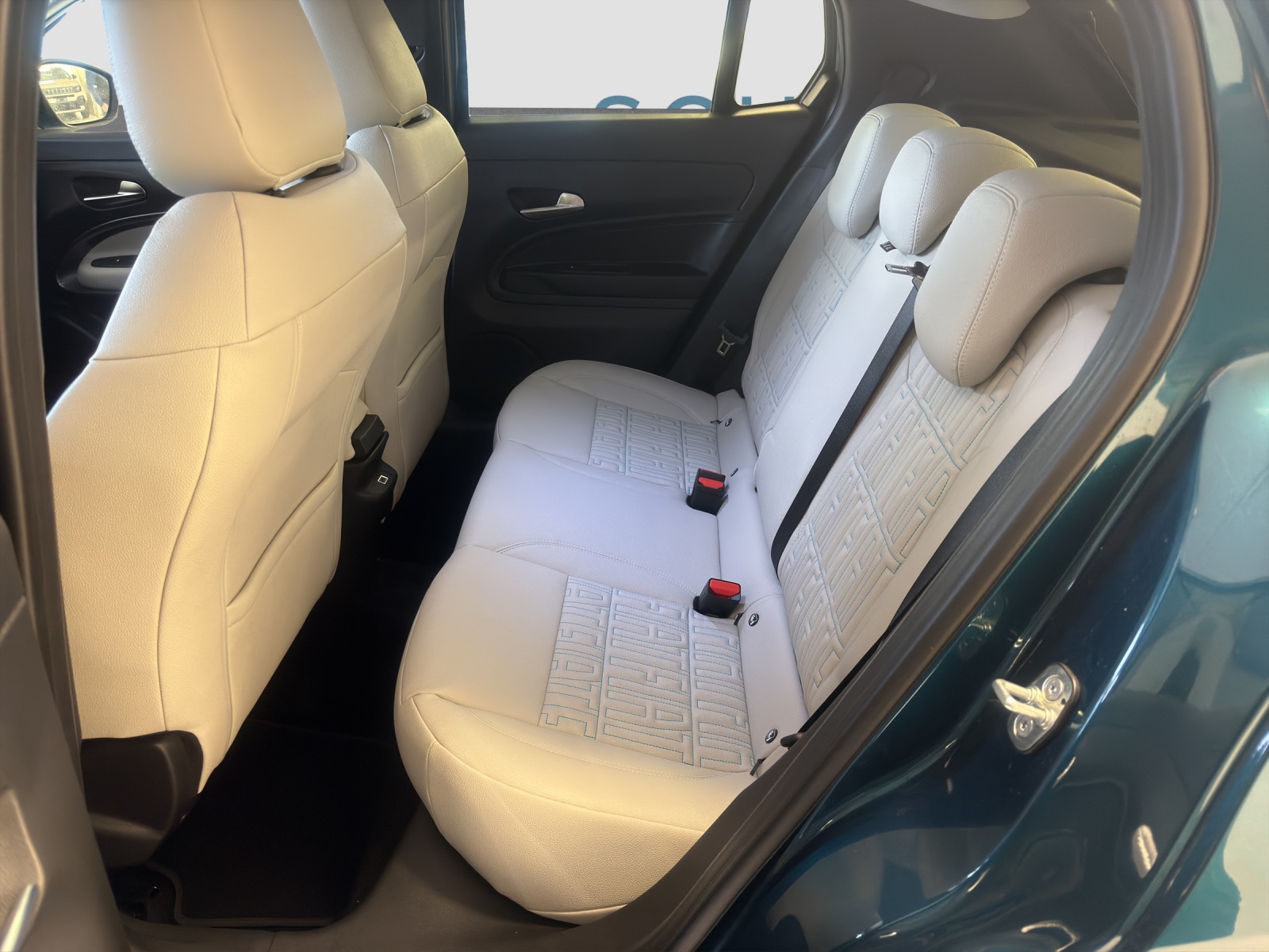 FIAT 600 1.2 Hybrid La Prima-image-7