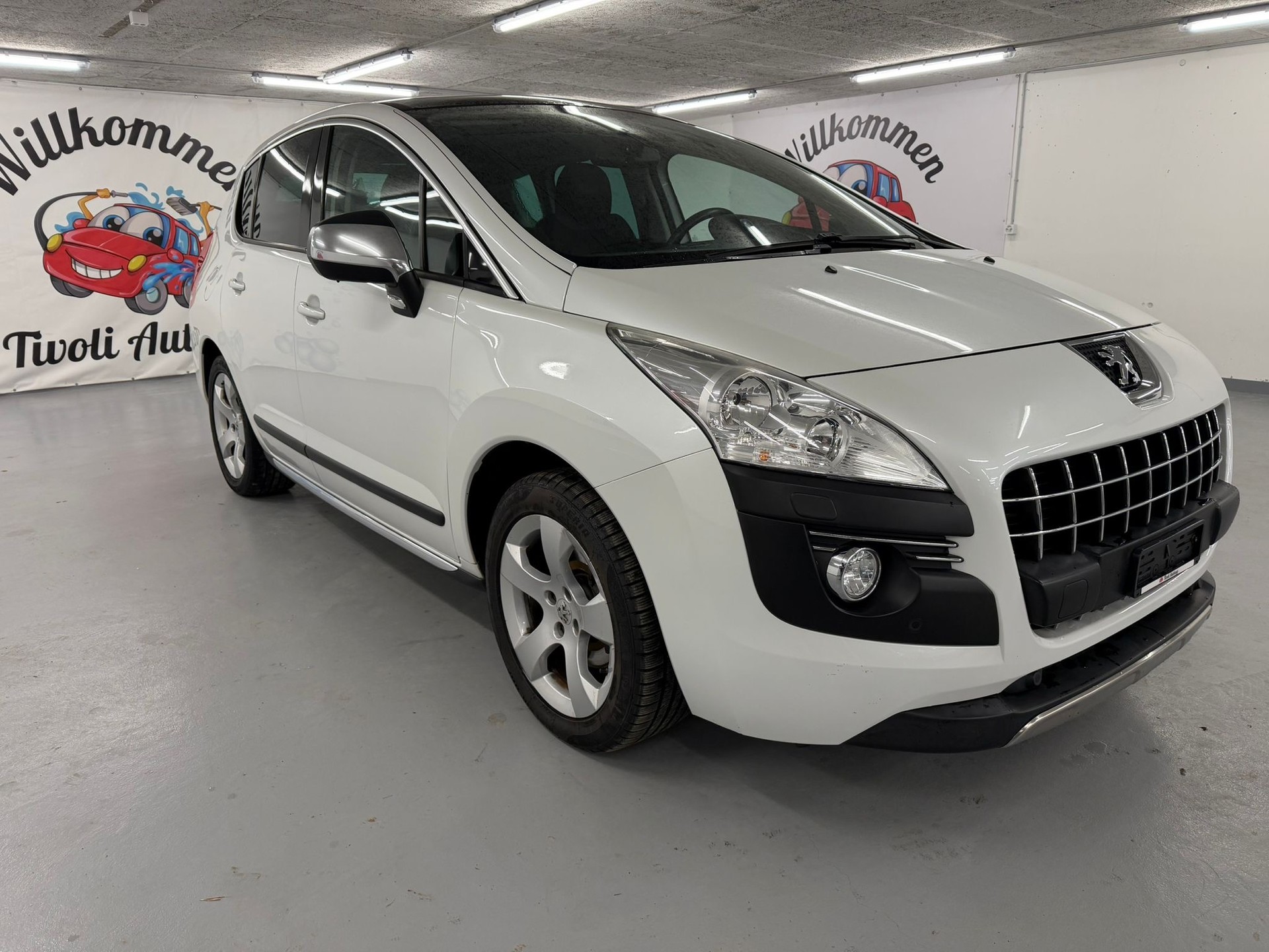 PEUGEOT 3008 1.6 16V T Sport Pack Tiptronic-image-1
