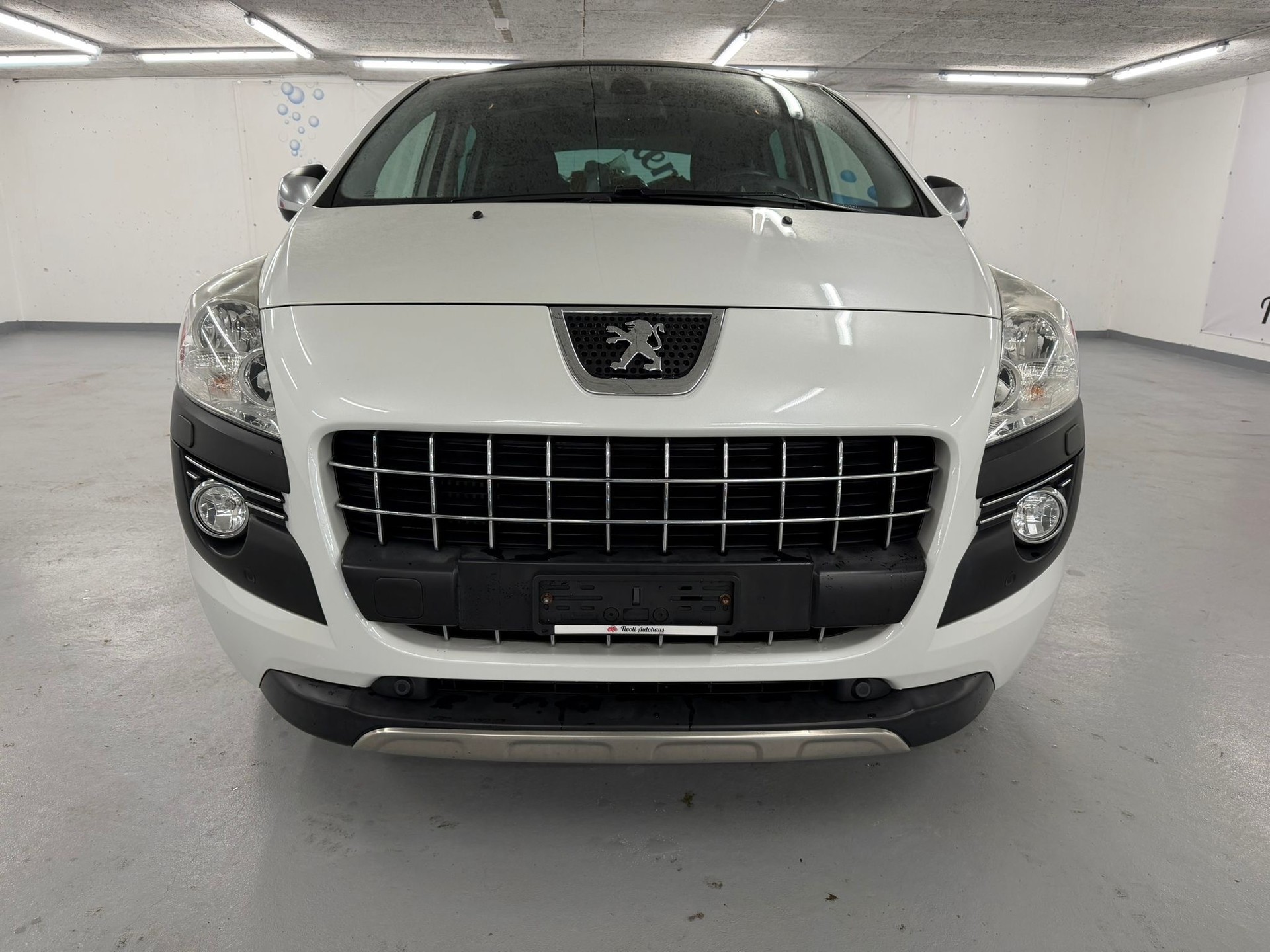 PEUGEOT 3008 1.6 16V T Sport Pack Tiptronic-image-2