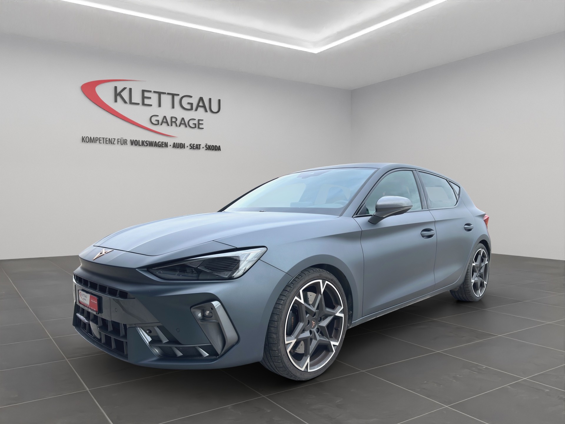 CUPRA Leon 2.0 TSI 300 VZ DSG-image-2