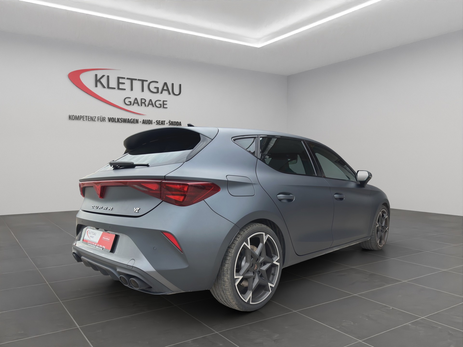 CUPRA Leon 2.0 TSI 300 VZ DSG-image-6