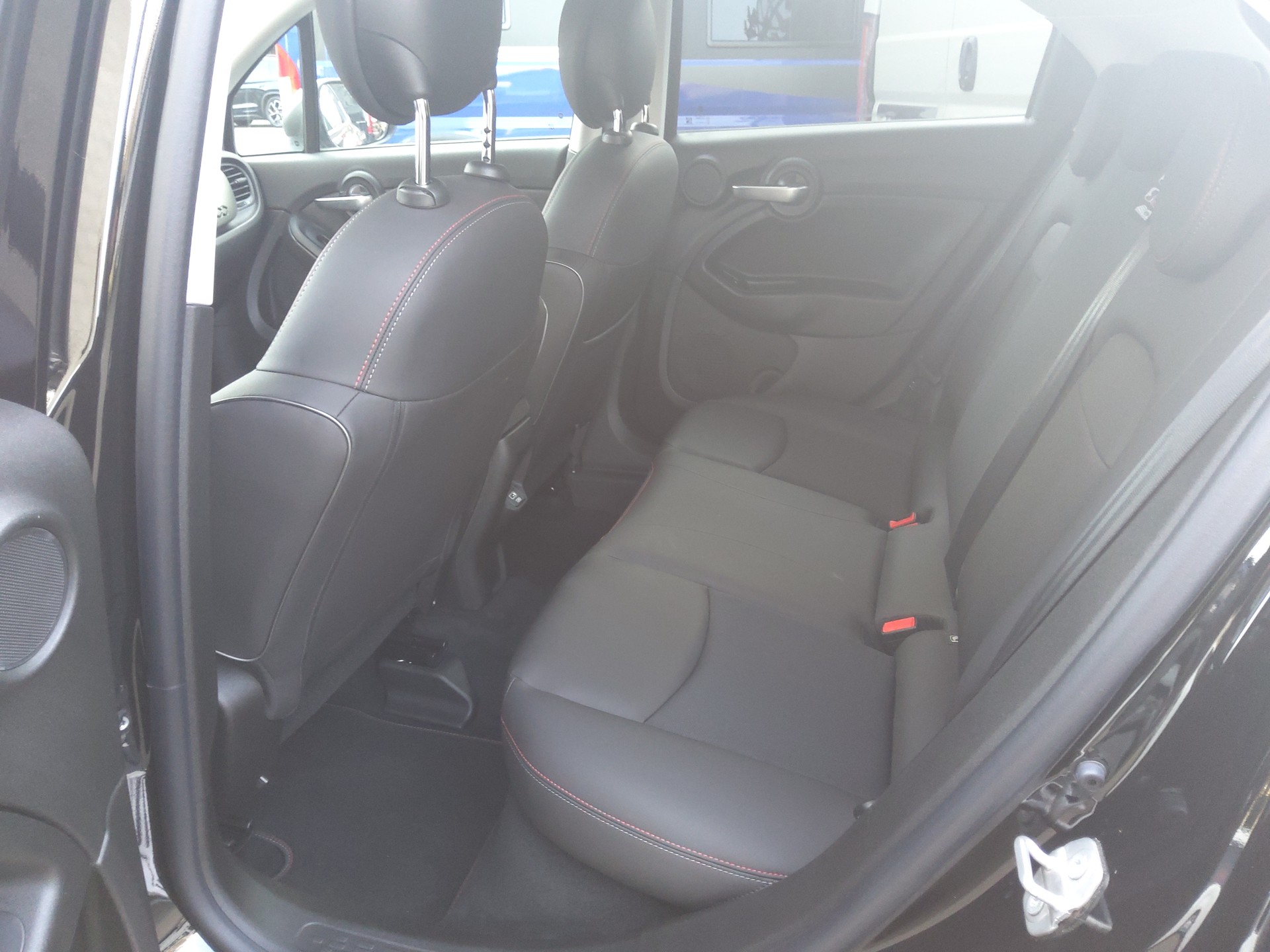FIAT 500X 1.5 Hybrid Sport DCT-image-9