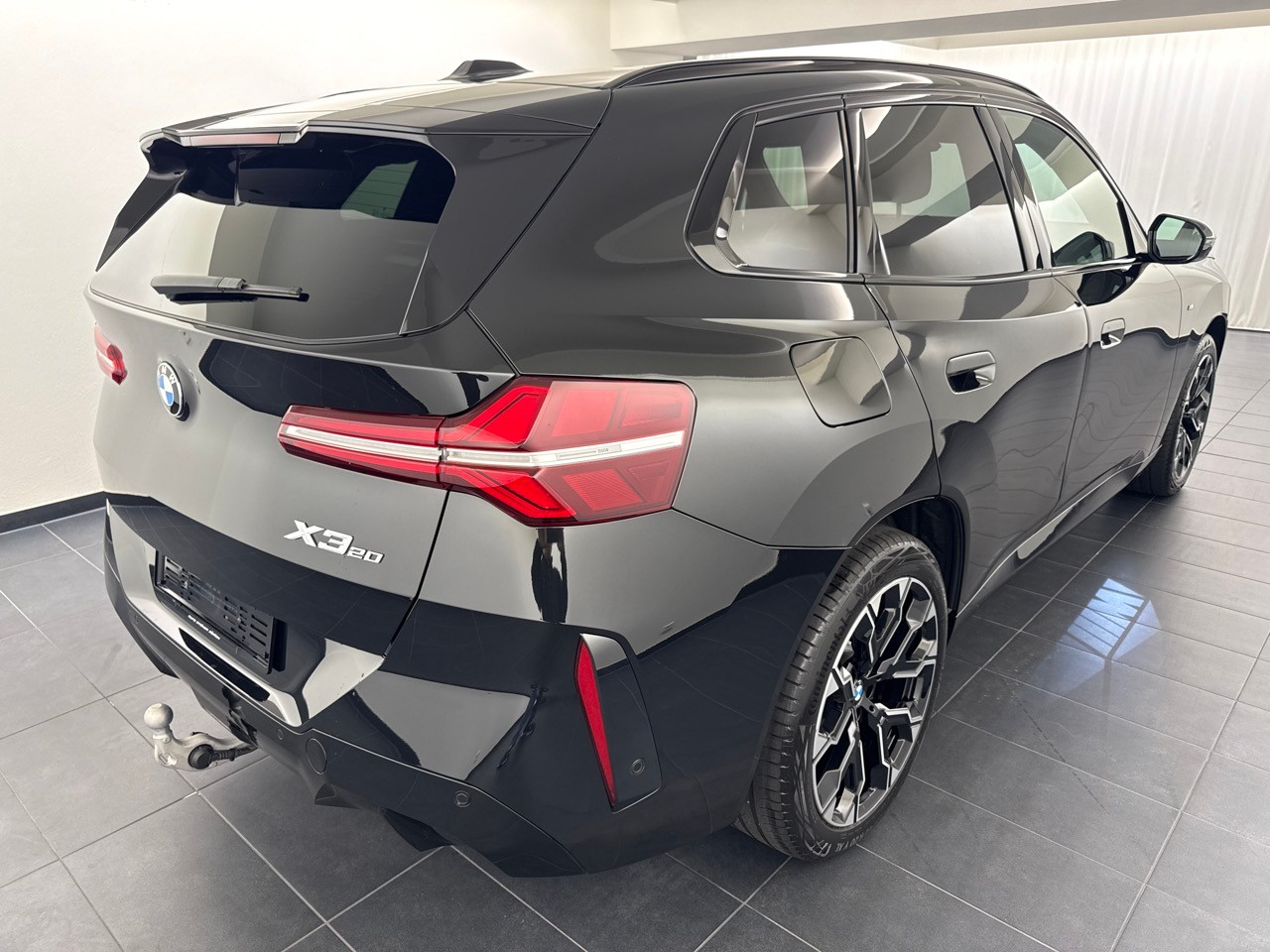 BMW X3 xDrive 20 48V M Sport ''inkl. Anhängervorrichtung''-image-2