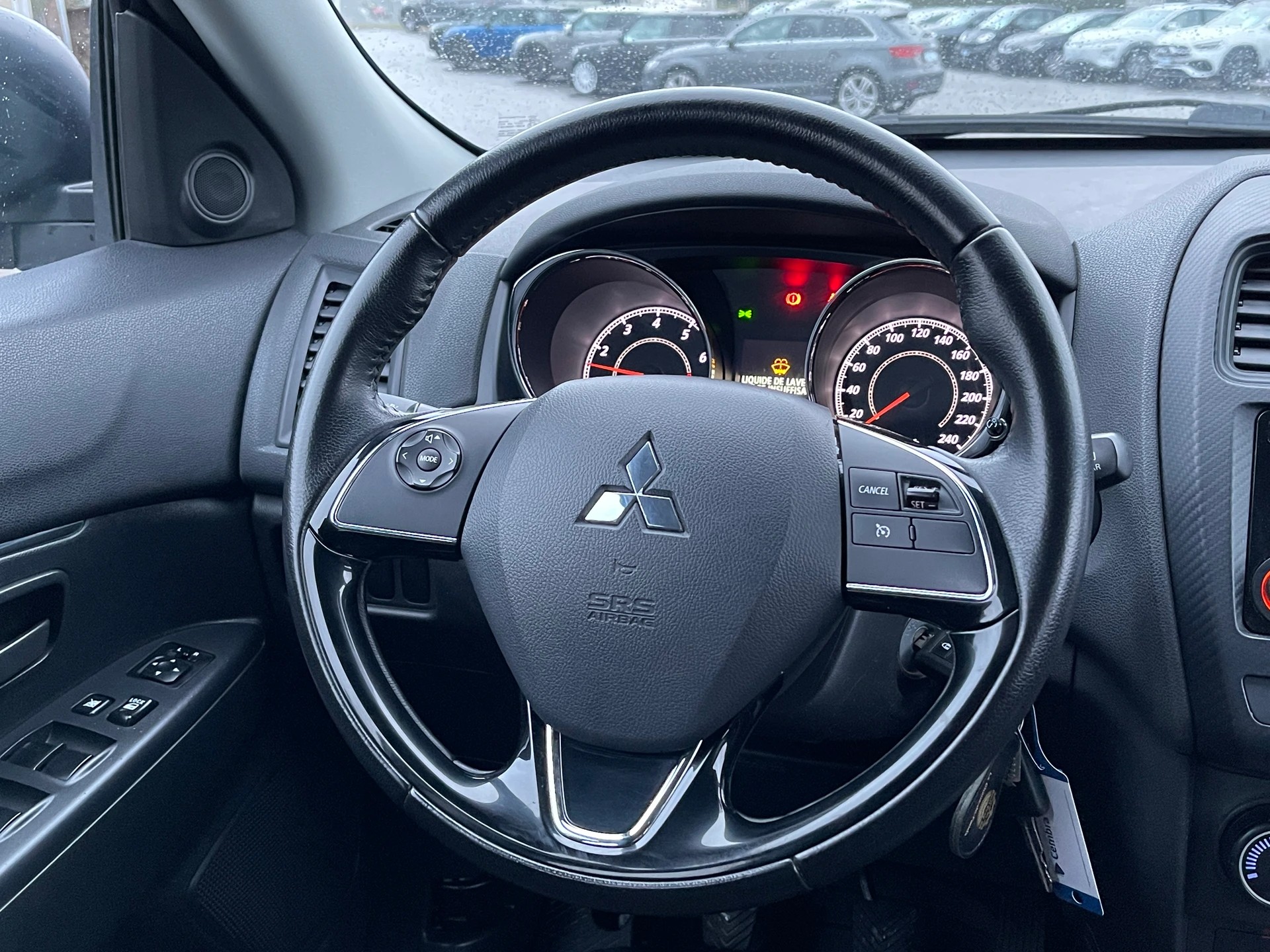 MITSUBISHI ASX 1.6 Haru 2WD-image-8