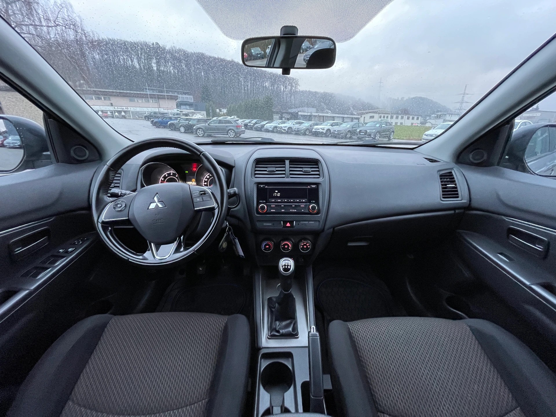 MITSUBISHI ASX 1.6 Haru 2WD-image-7