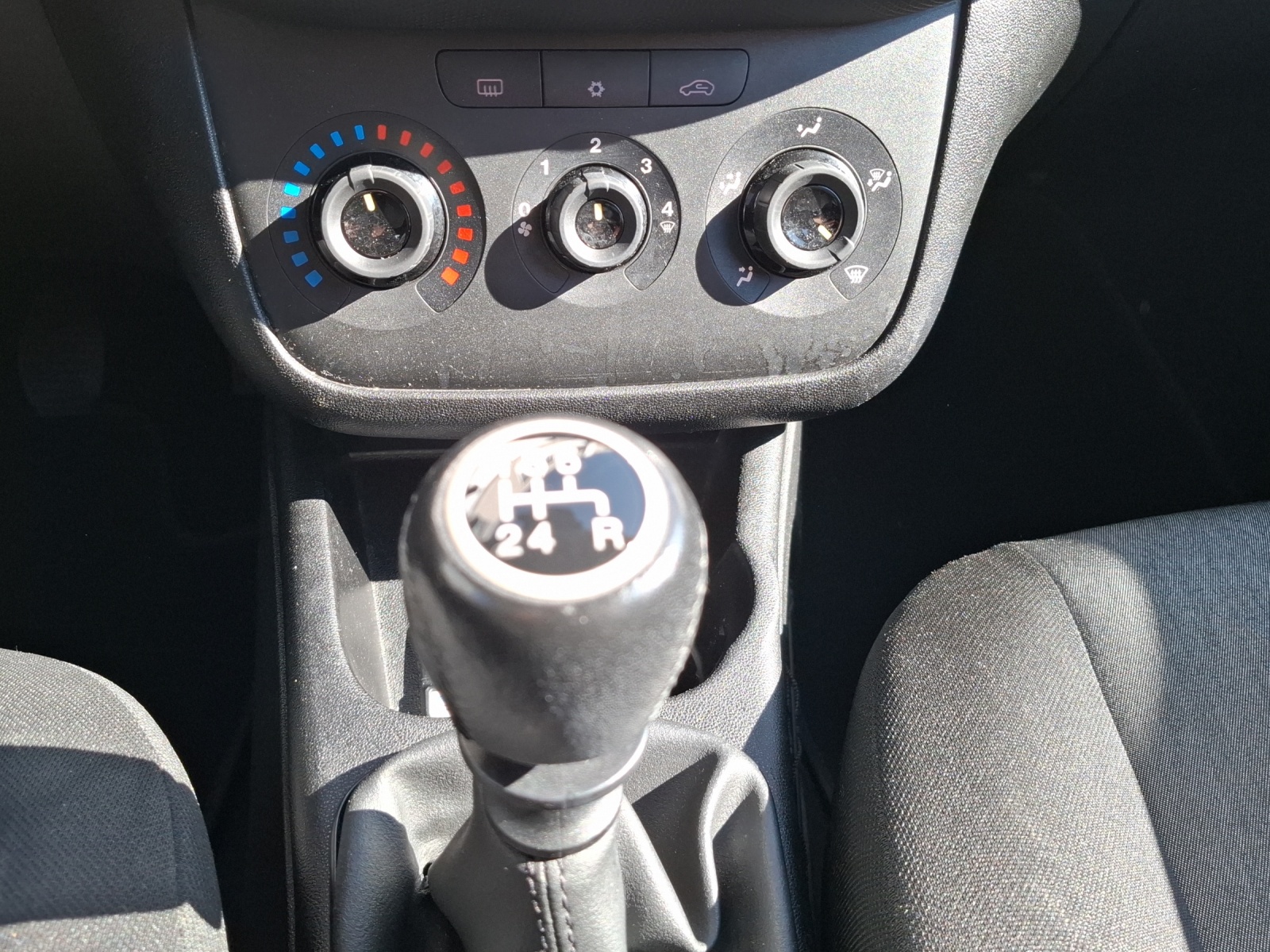 FIAT Punto 1.4 Pop Star // MFK 24.06.2025 // Zahnriemen + Wasserpumpe ersetzt bei 112814 km-image-12