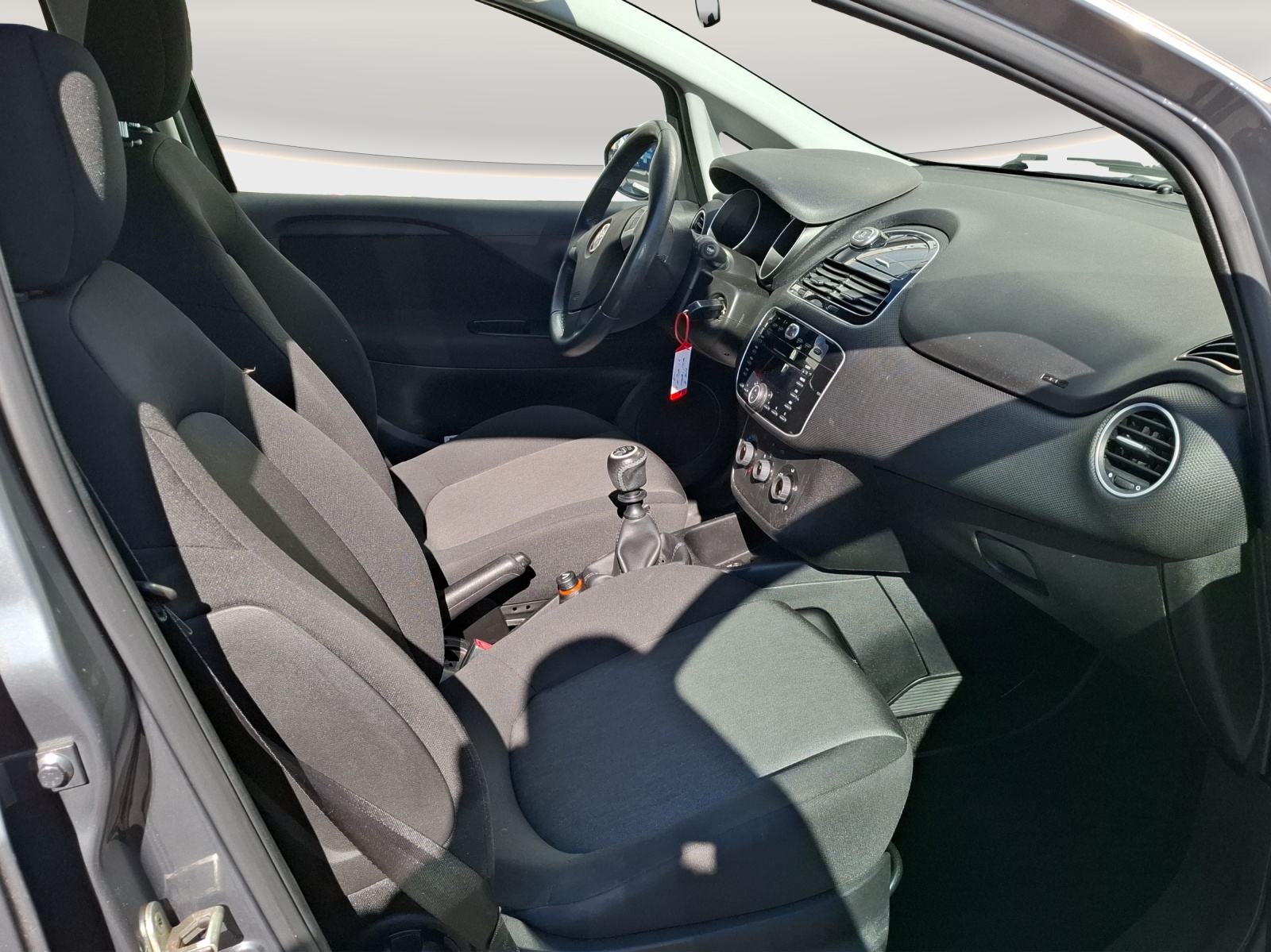 FIAT Punto 1.4 Pop Star // MFK 24.06.2025 // Zahnriemen + Wasserpumpe ersetzt bei 112814 km-image-9
