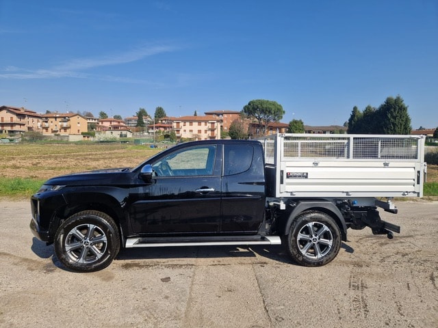 MITSUBISHI L 200 2.2 DID Value Club Cab - Ponte Ribaltabile 3 Lati "NUOVO" con Sopra Sponde - Gancio Traino KG. 3000-image-7