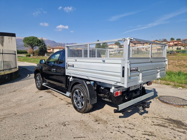 MITSUBISHI L 200 2.2 DID Value Club Cab - Ponte Ribaltabile 3 Lati "NUOVO" con Sopra Sponde - Gancio Traino KG. 3000-image-8