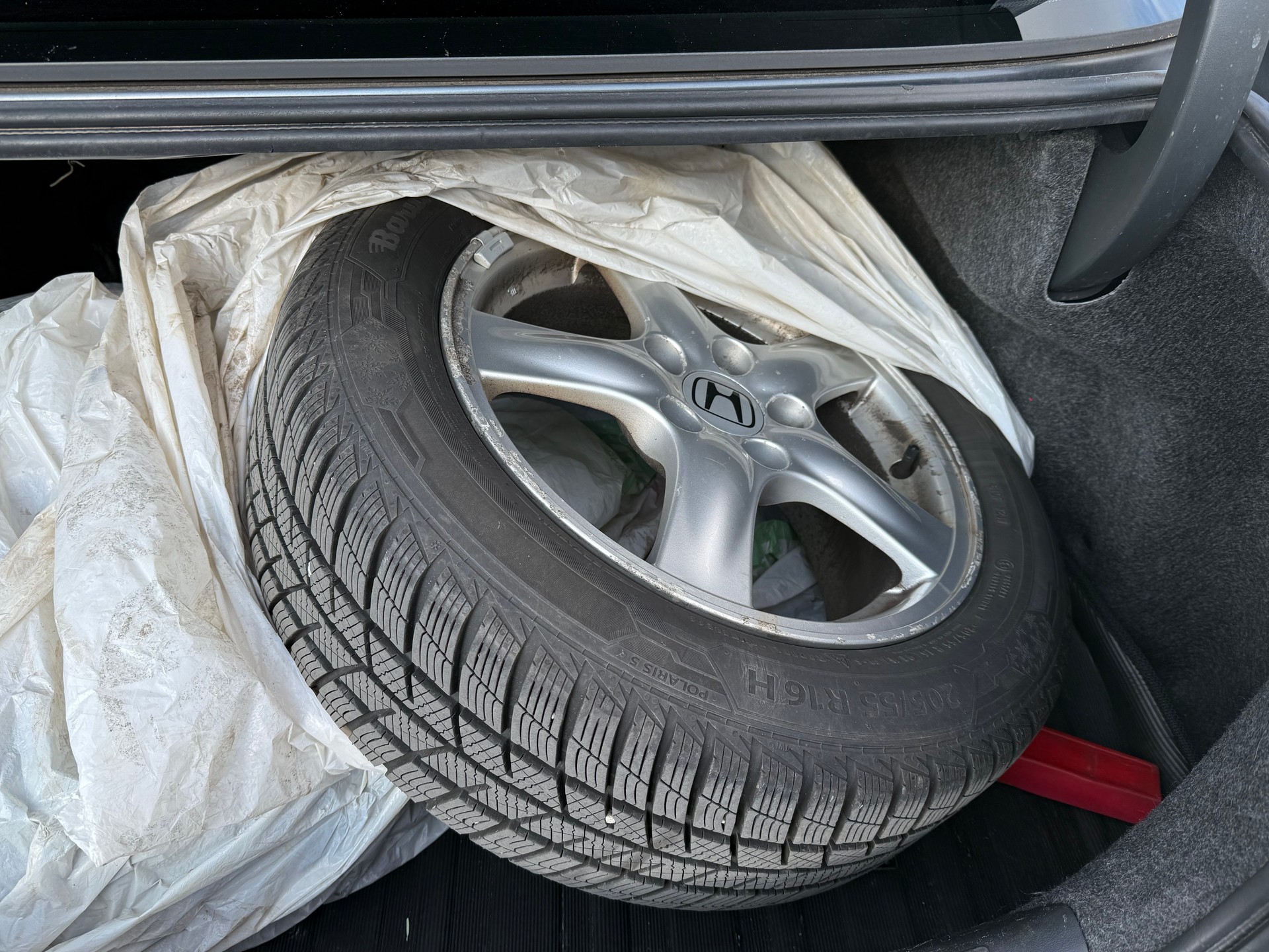 HONDA Accord 2.4i S Executive Automatic / Frisch ab MFK & Service / 190PS / Schiebedach / Leder / PDC / 8-fach bereift-image-13