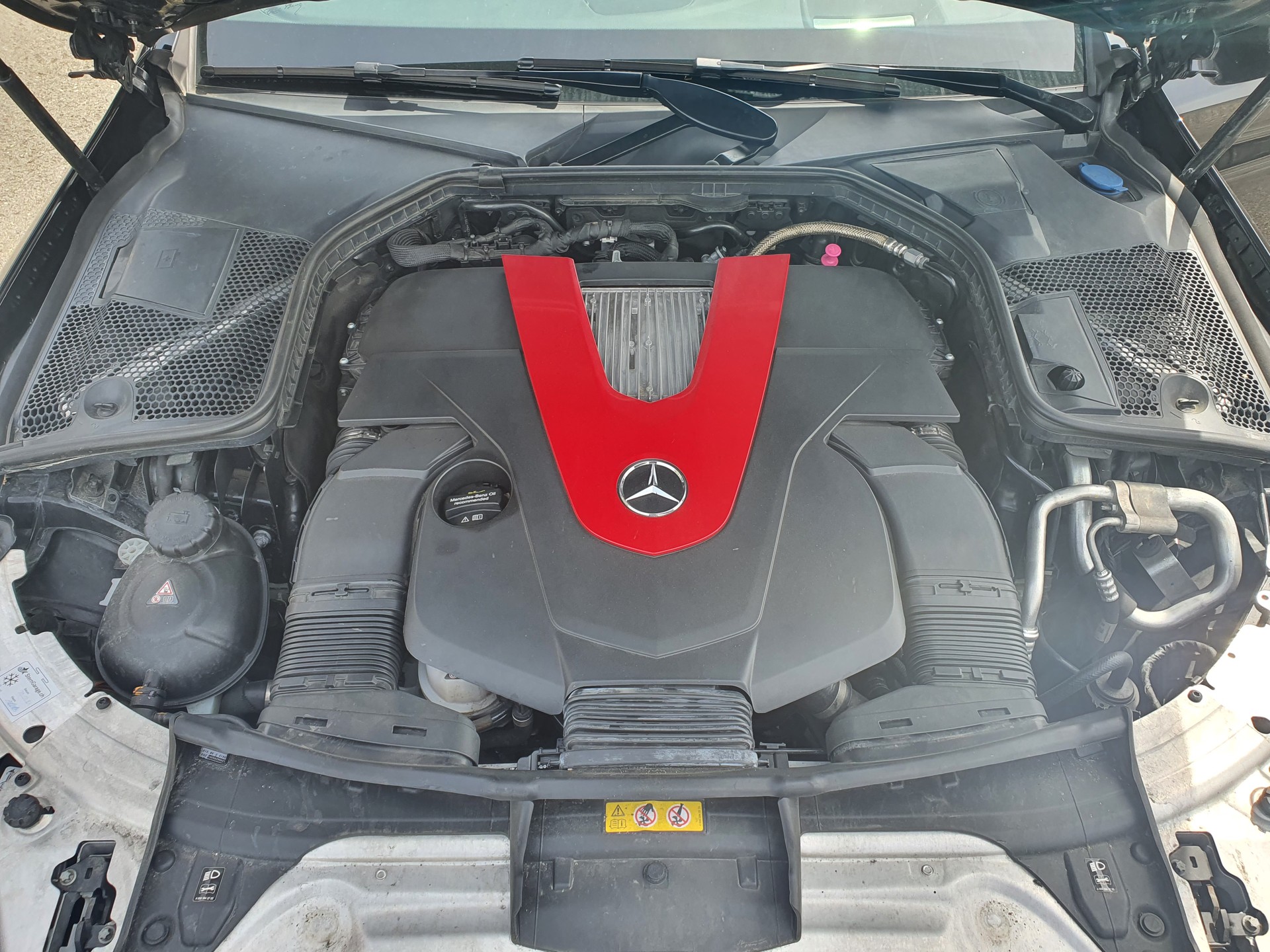 MERCEDES-BENZ C 43 AMG 4Matic 9G-Tronic-image-24