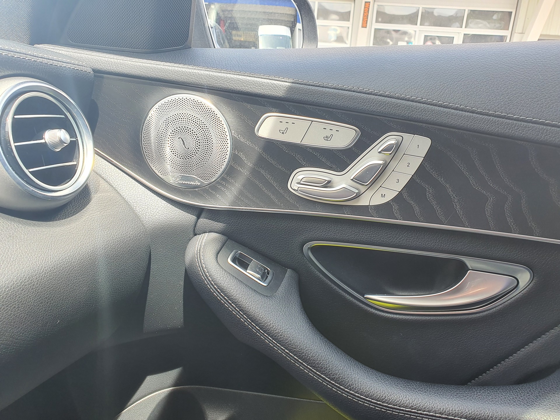 MERCEDES-BENZ C 43 AMG 4Matic 9G-Tronic-image-7