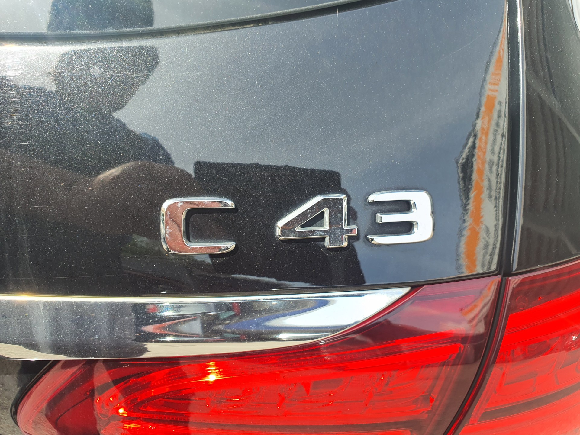 MERCEDES-BENZ C 43 AMG 4Matic 9G-Tronic-image-23