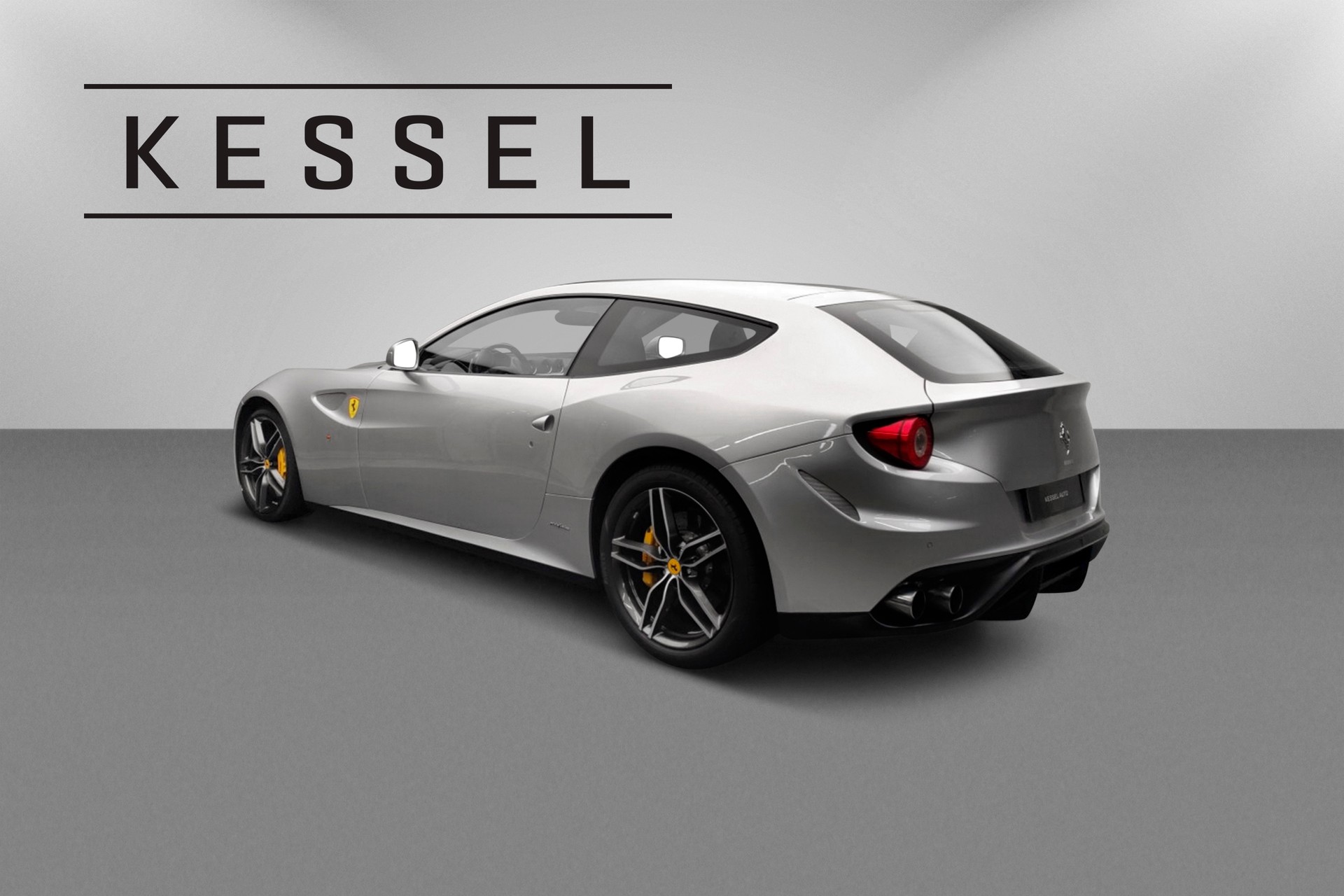 FERRARI FF-image-4