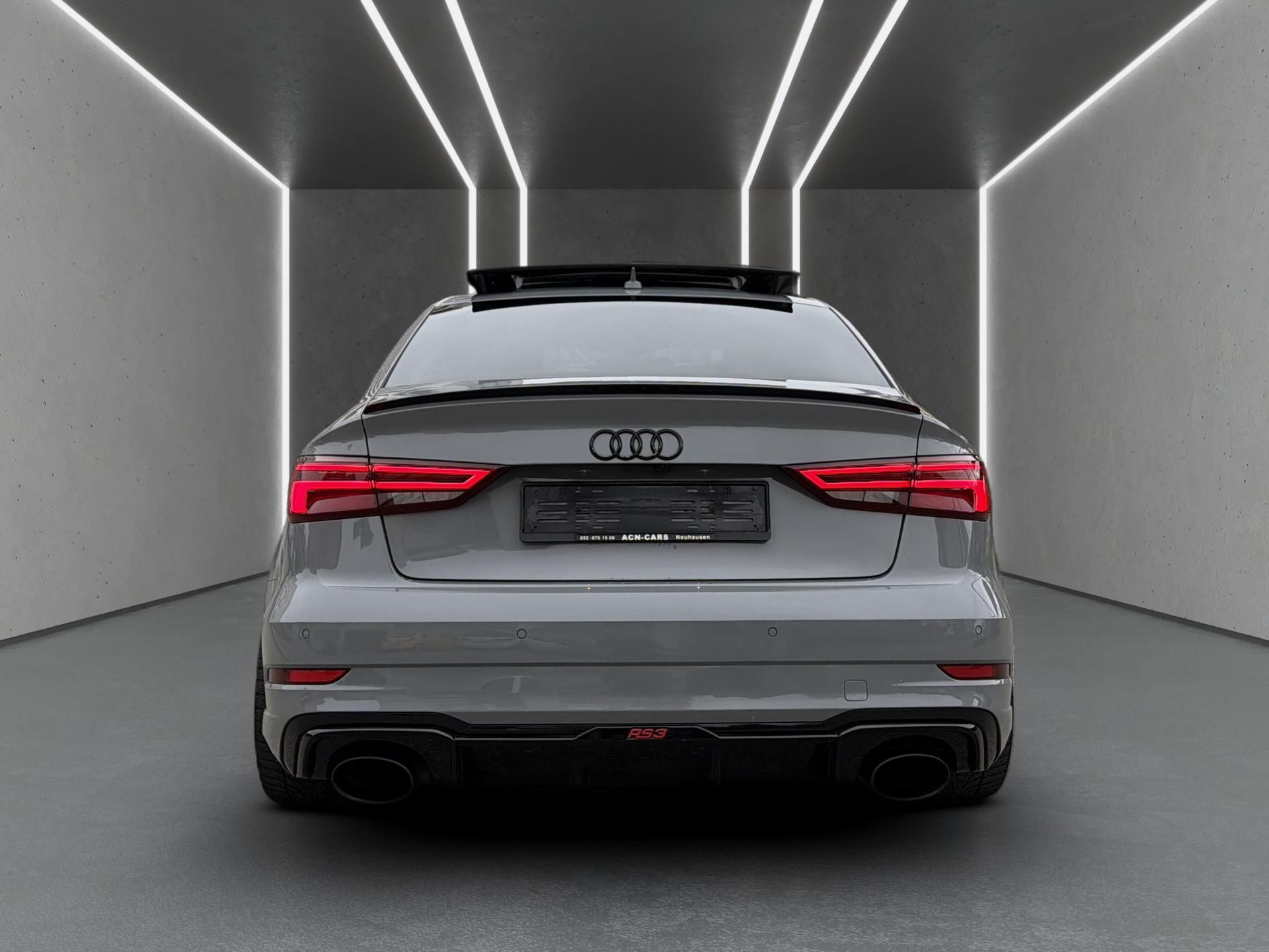 AUDI RS3 Limousine 2.5 TSI quattro S-tronic-image-4