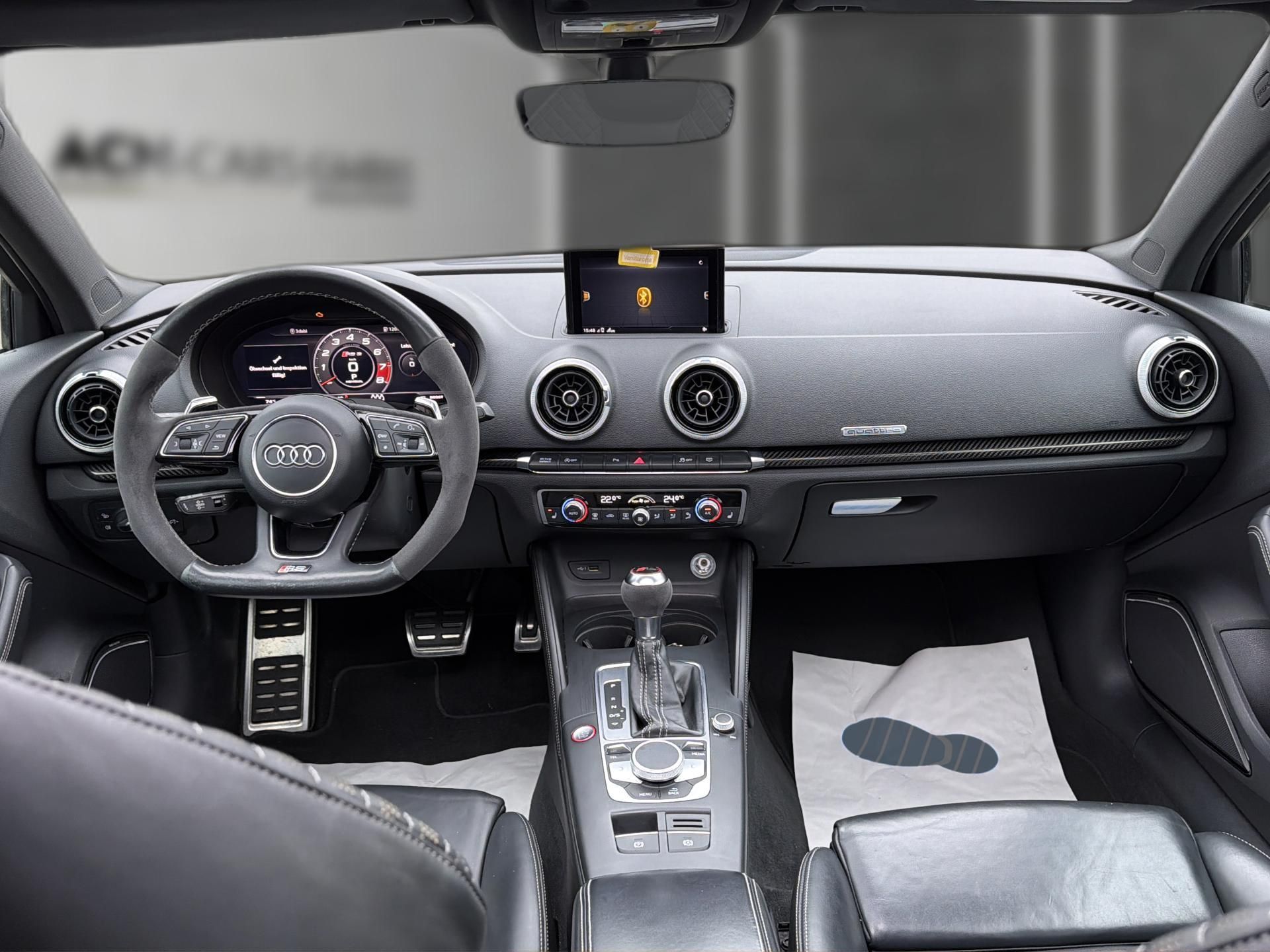 AUDI RS3 Limousine 2.5 TSI quattro S-tronic-image-11