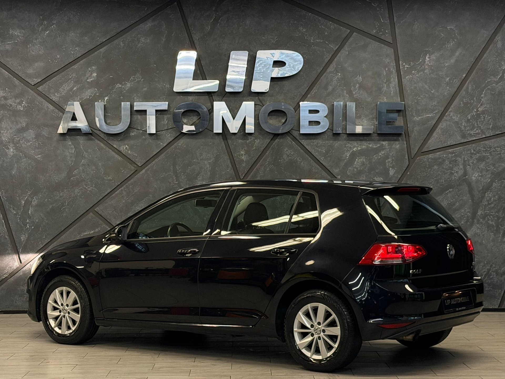 VW Golf 1.2 TSI Trendline-image-7