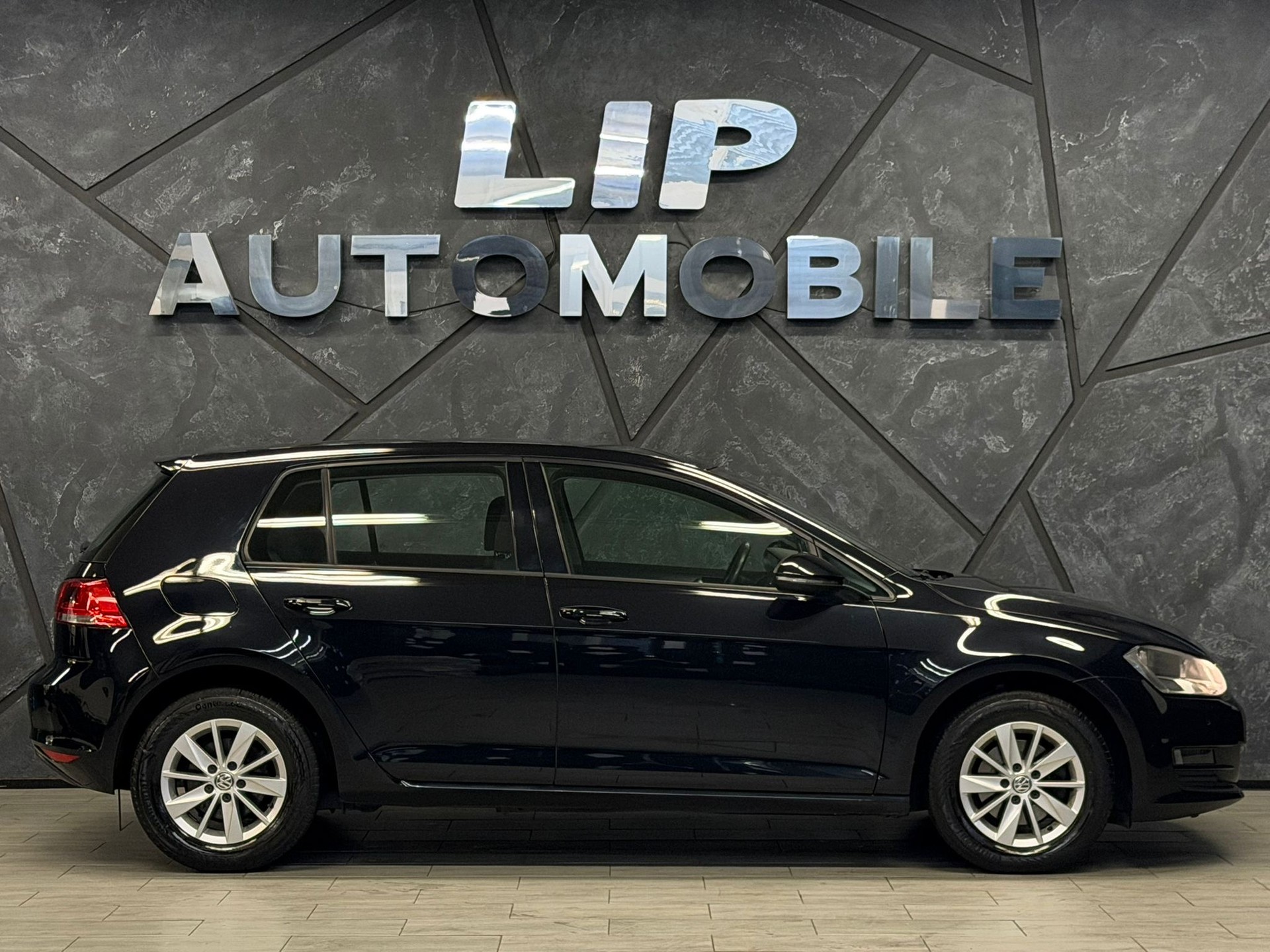 VW Golf 1.2 TSI Trendline-image-3