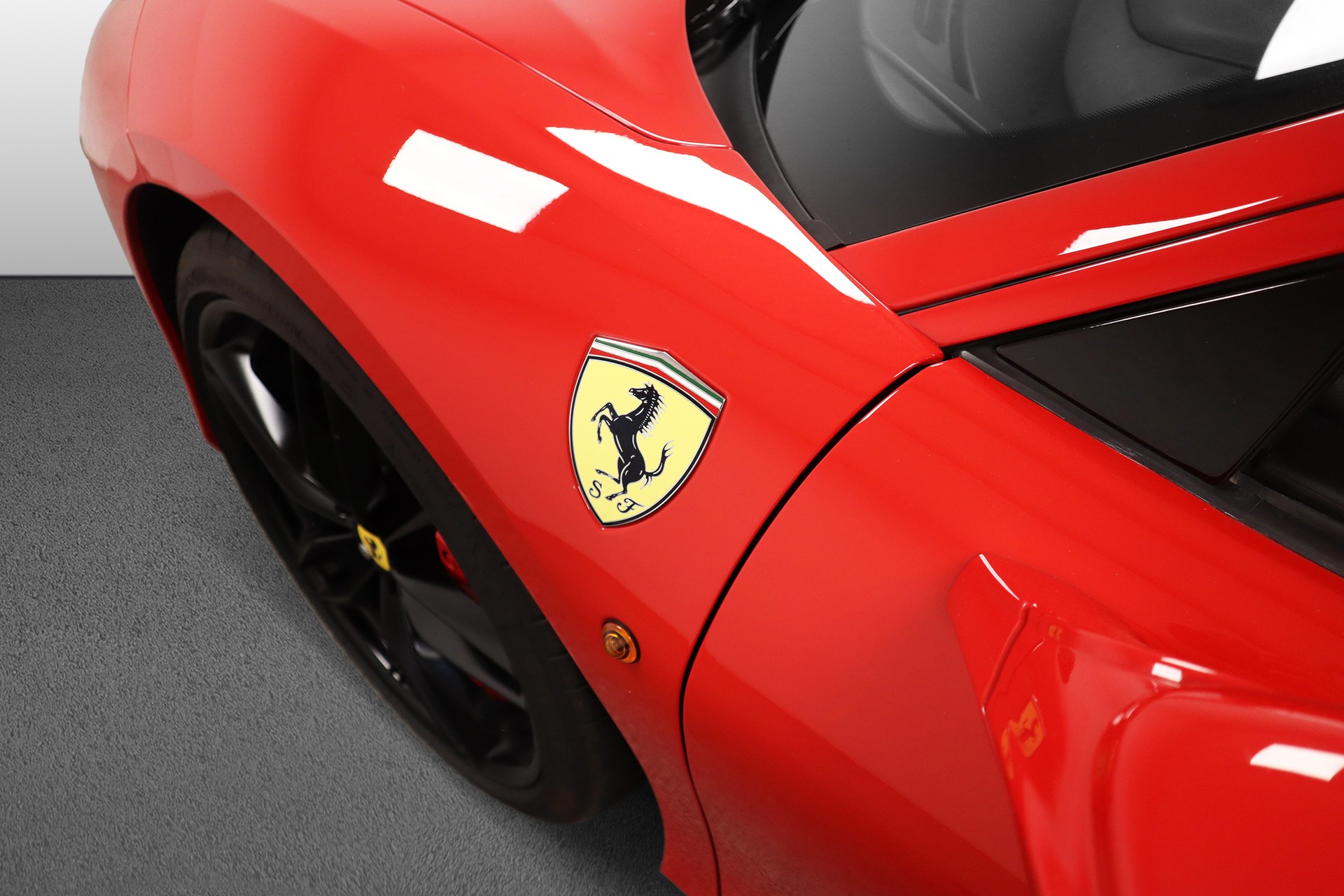 FERRARI 488 GTB 3.9 V8-image-20