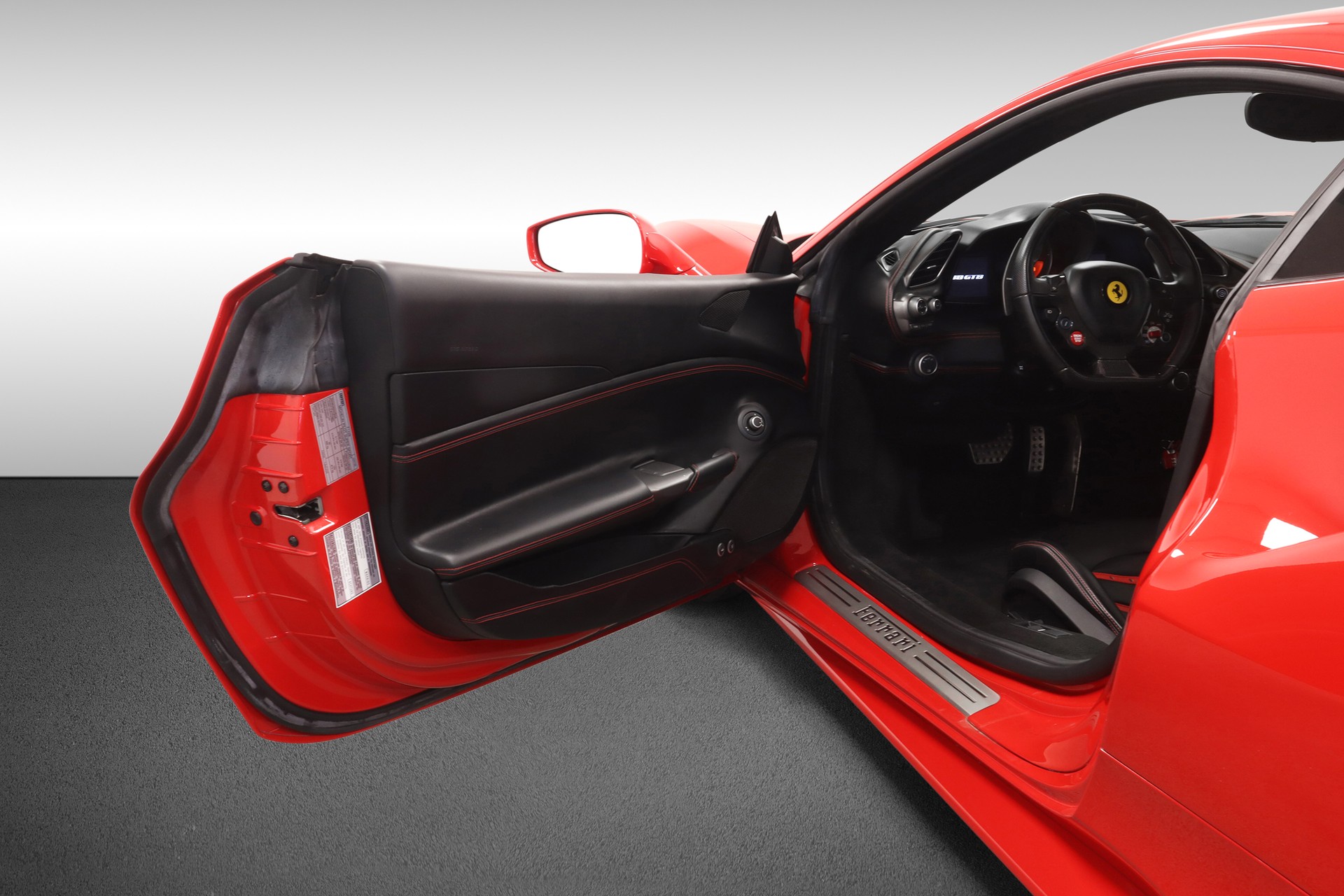 FERRARI 488 GTB 3.9 V8-image-10