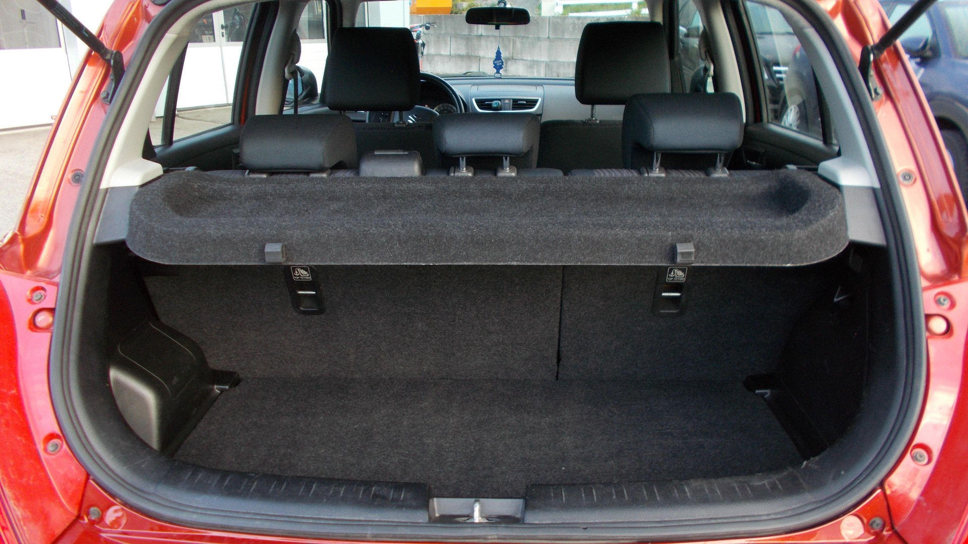 SUZUKI Swift 1.2i 16V GL Top 4x4-image-4