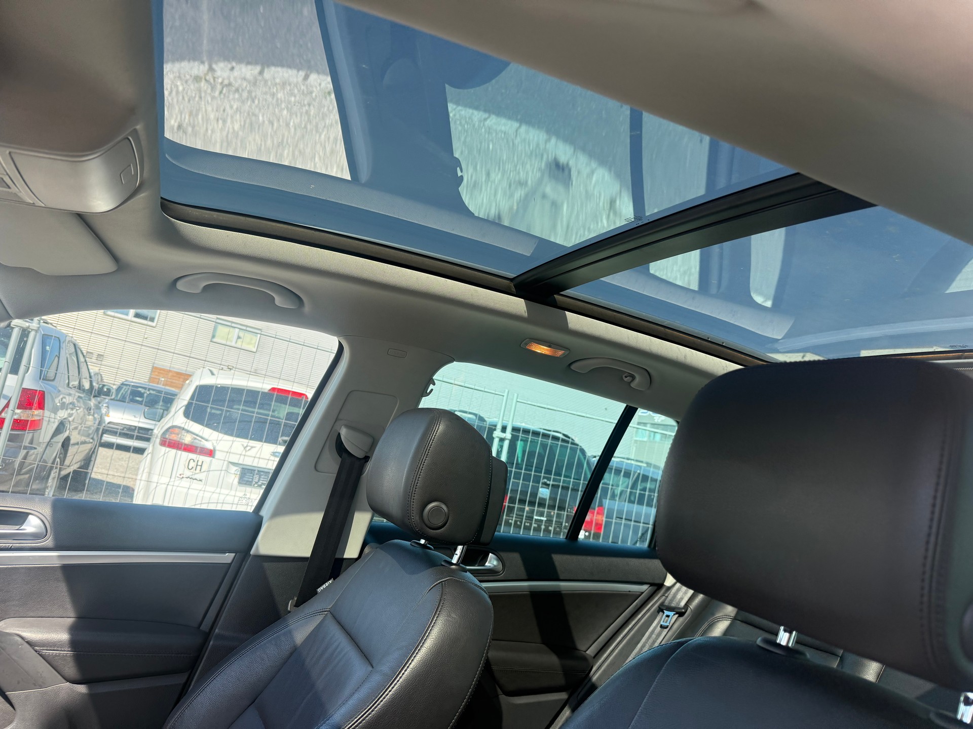 VW Tiguan 2.0 TSI Track&Style 4Motion DSG-image-7