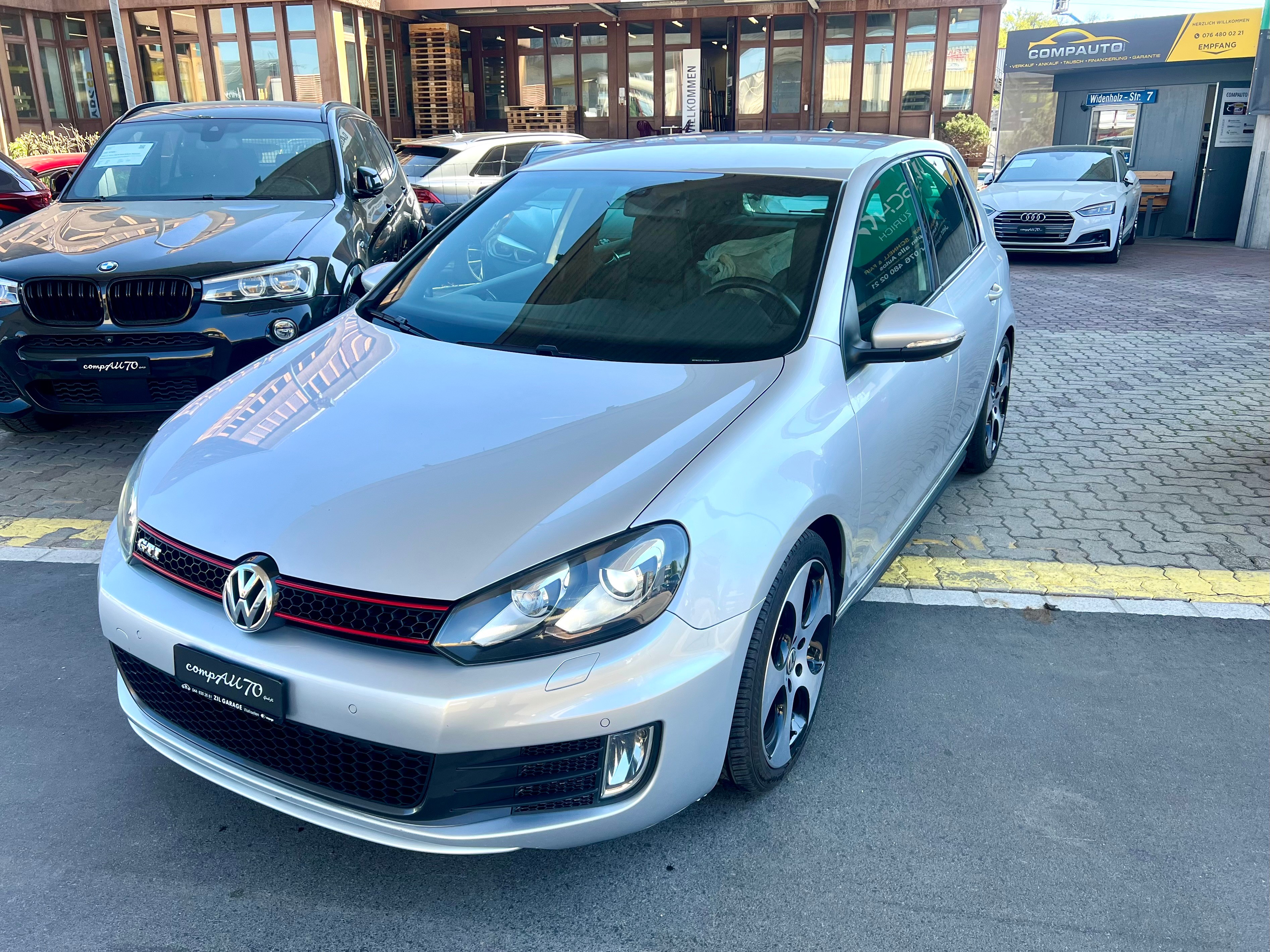 Car photo