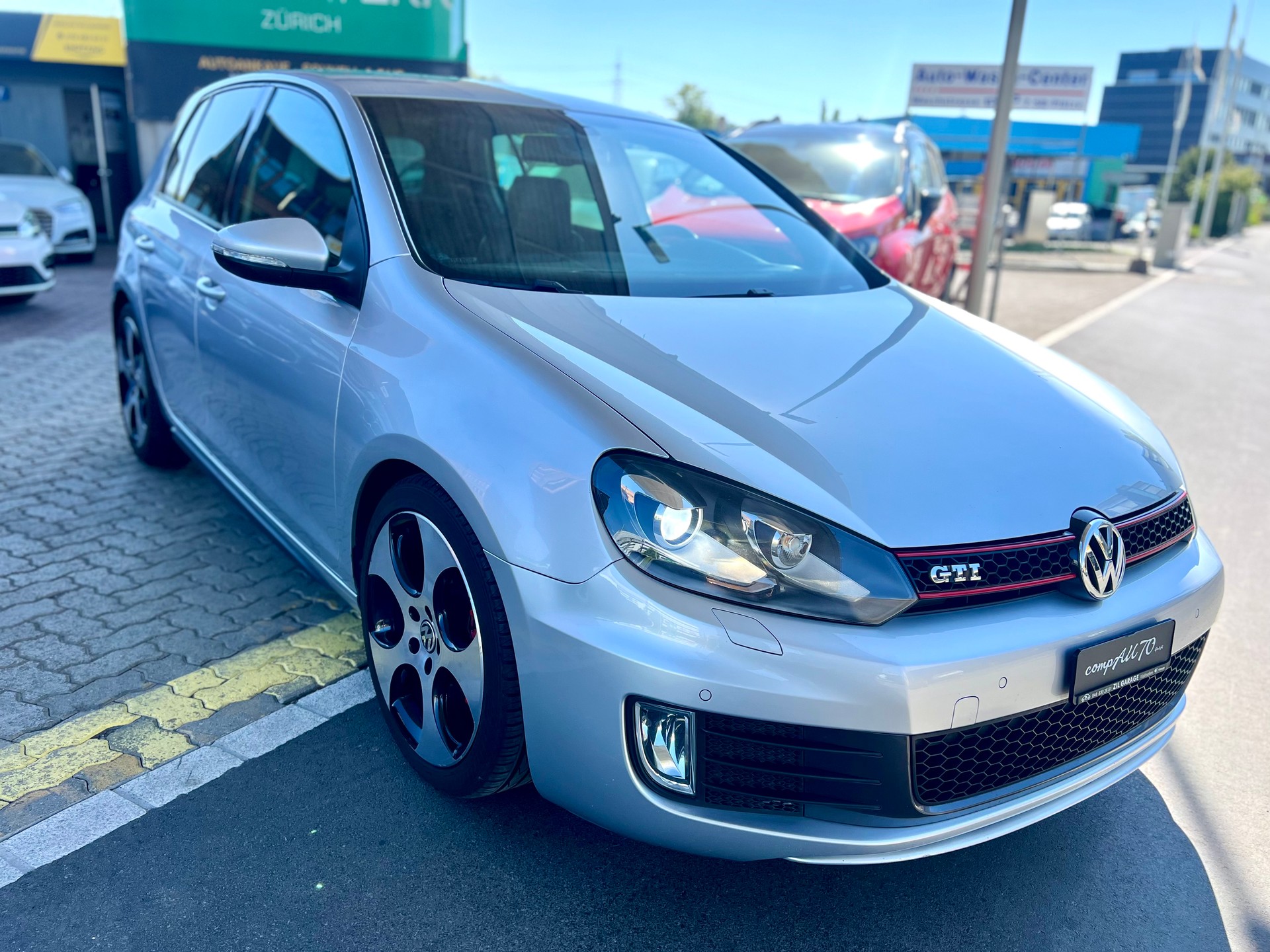 VW Golf 2.0 TSI GTI DSG-image-13