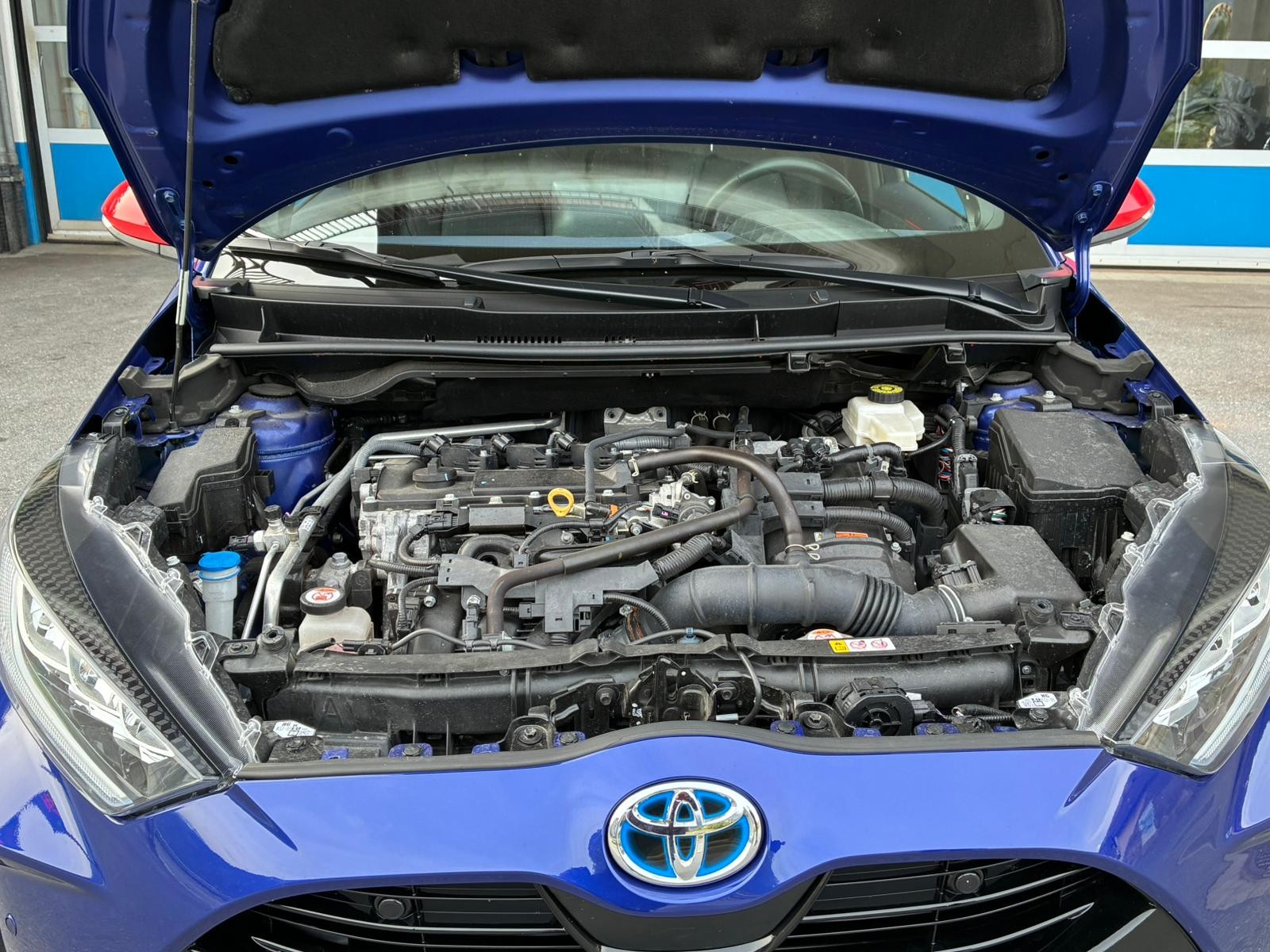 TOYOTA Yaris 1.5 Pop e-CVT-image-9