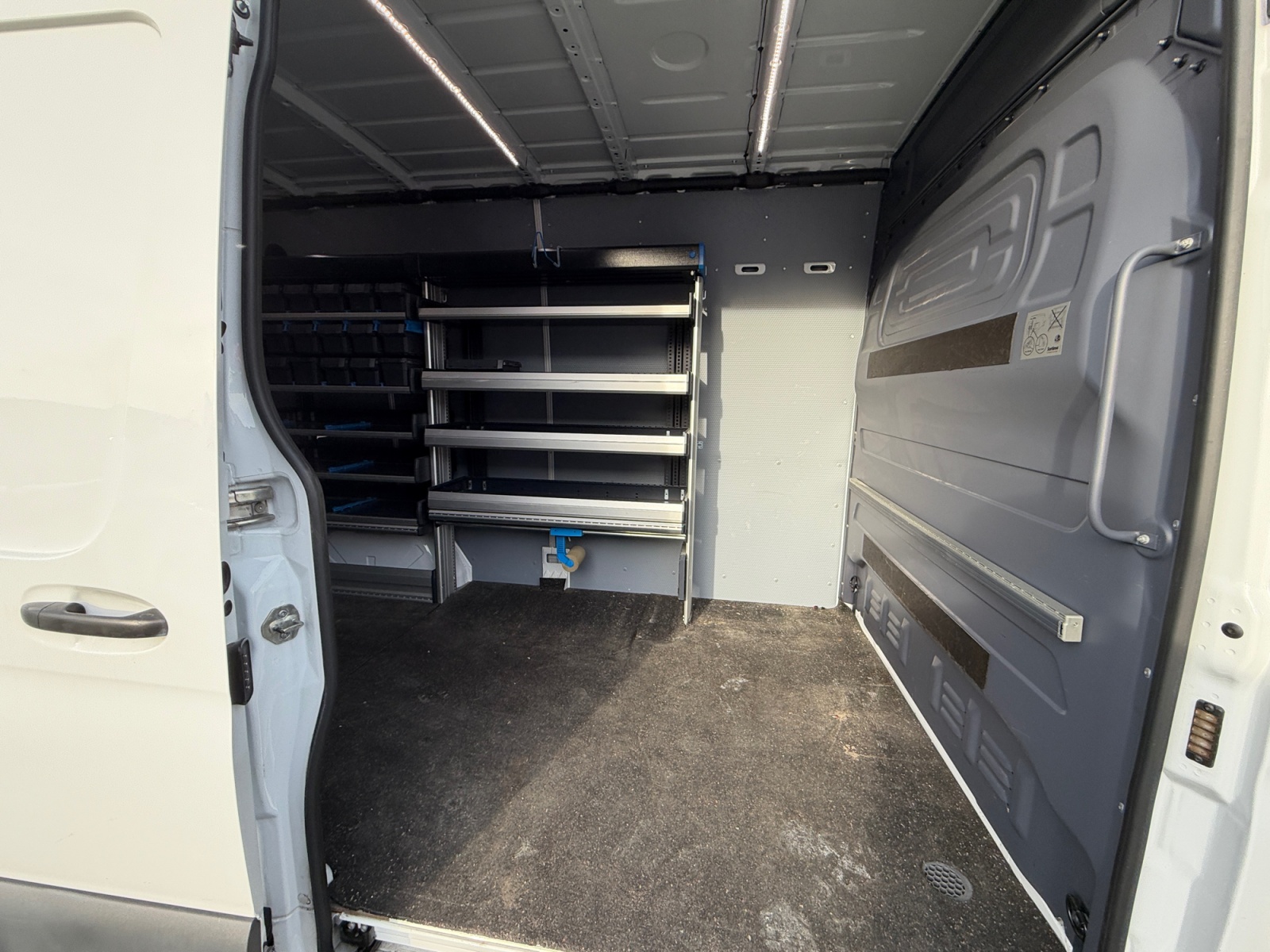 MERCEDES-BENZ Sprinter 314 CDI WERKSTATTAUSBAU Standard FWD-image-16