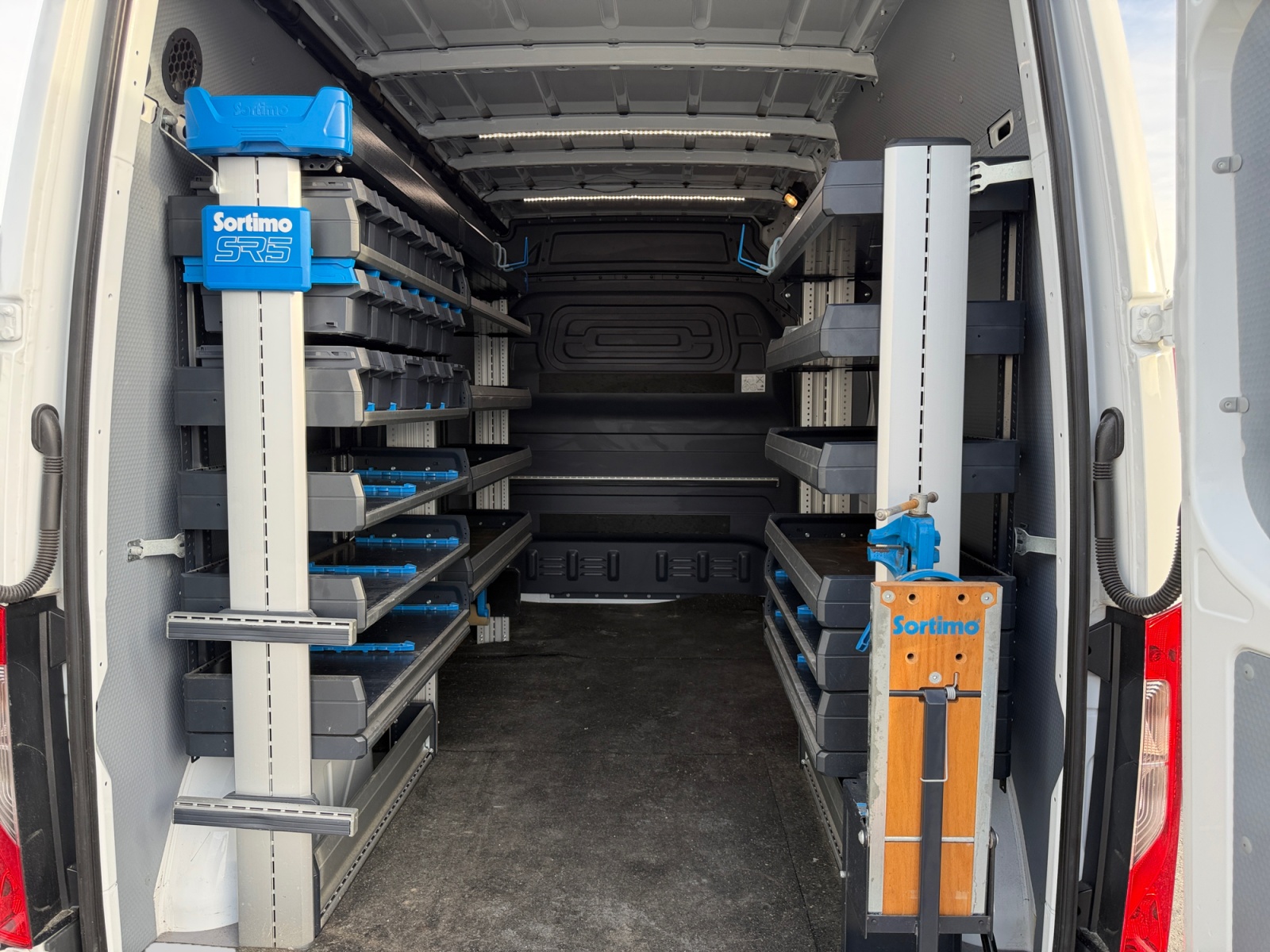 MERCEDES-BENZ Sprinter 314 CDI WERKSTATTAUSBAU Standard FWD-image-19