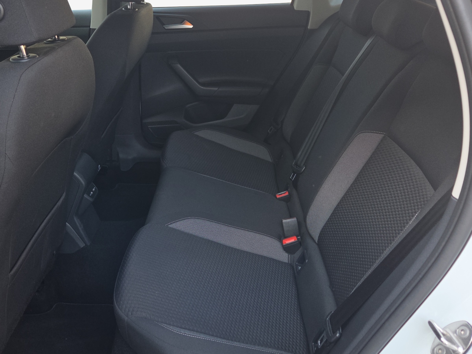 VW Polo 1.0 TSI Life-image-11