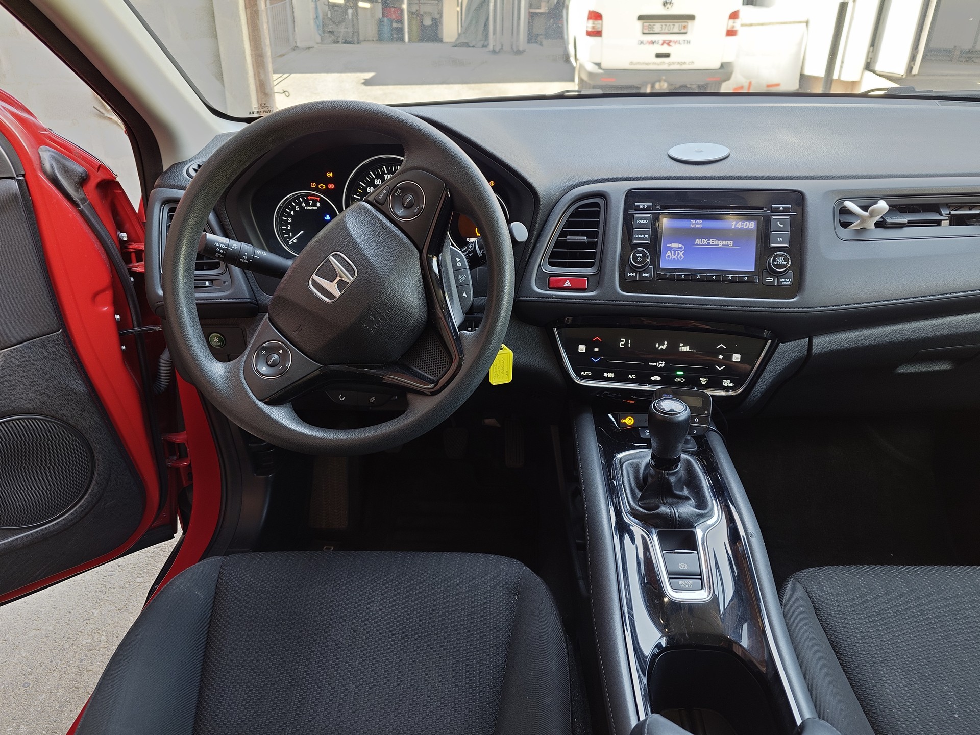 HONDA HR-V 1.5i-VTEC Comfort-image-7