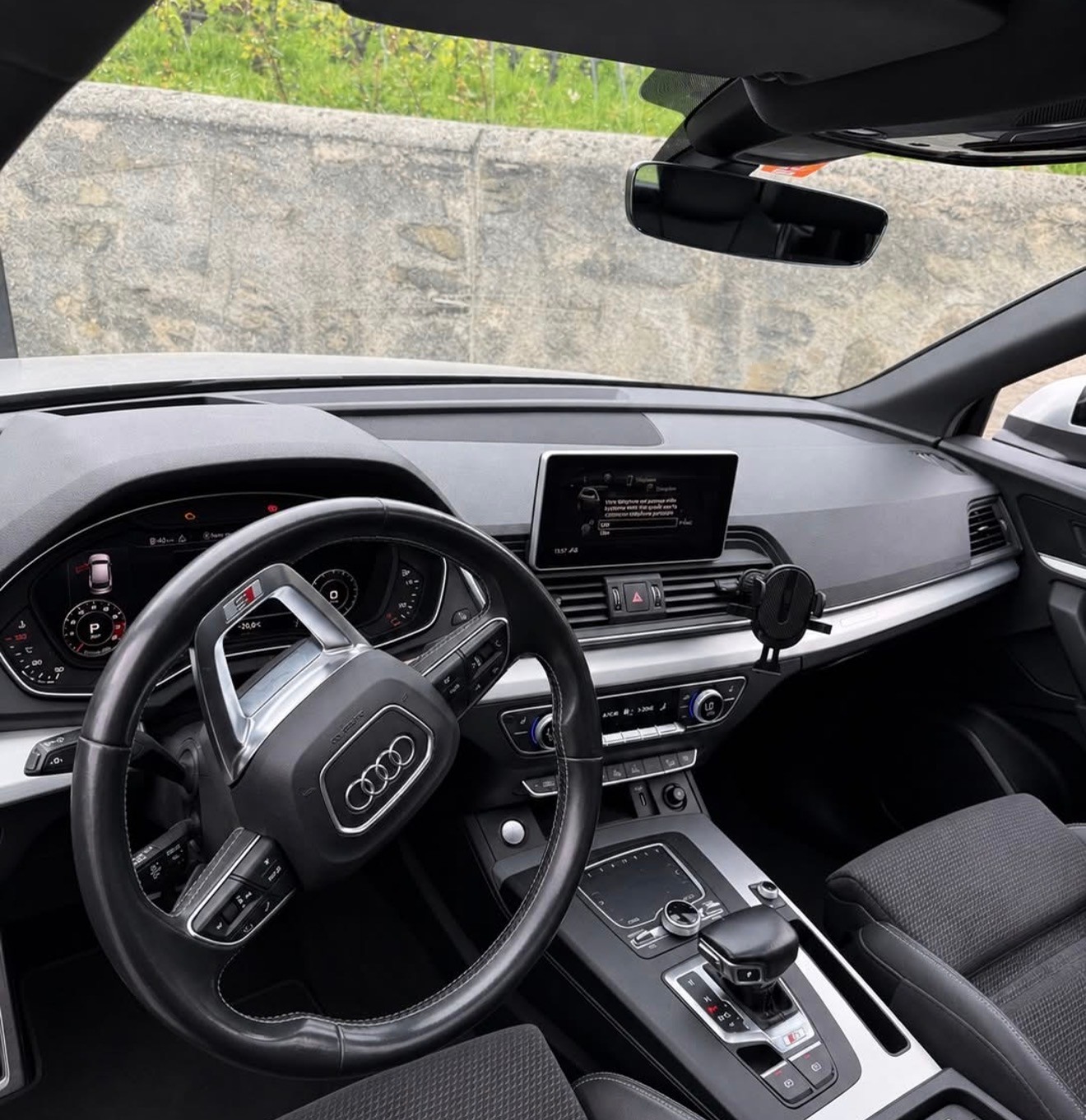 AUDI SQ5 3.0 TFSI quattro S-tronic-image-5