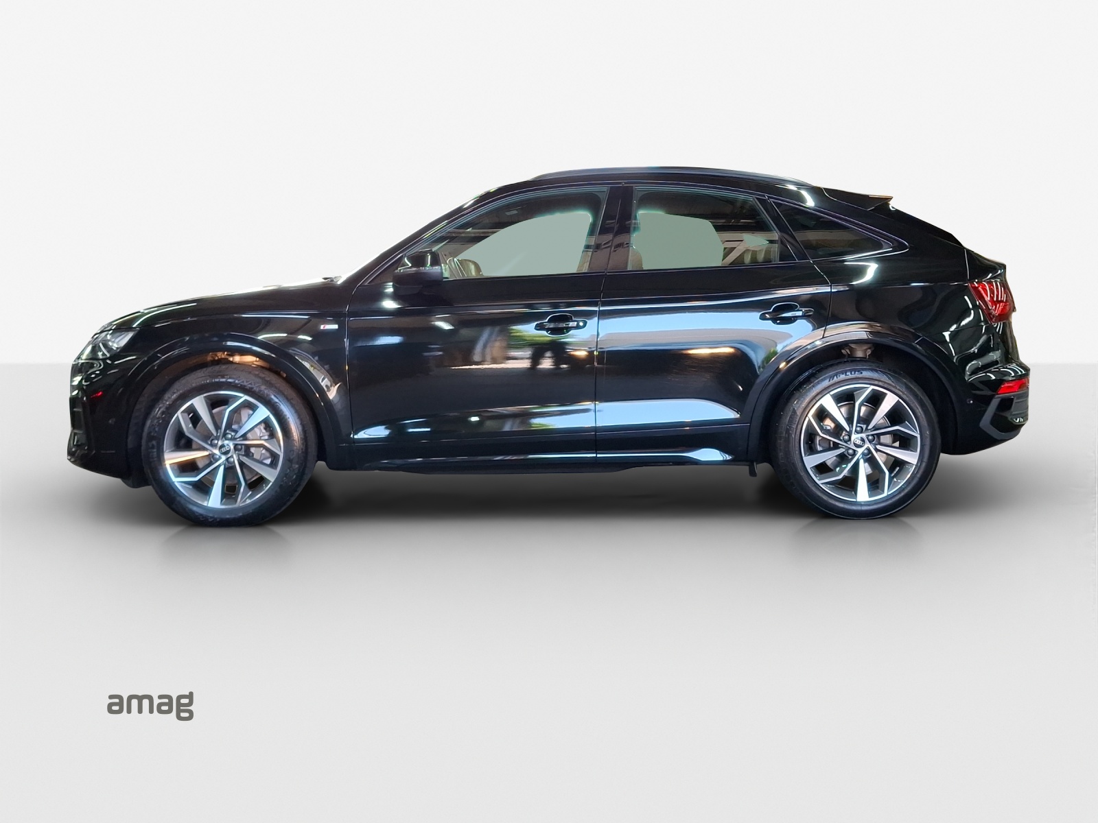 AUDI Q5 Sportback 40 TFSI S line quattro S-tronic-image-1