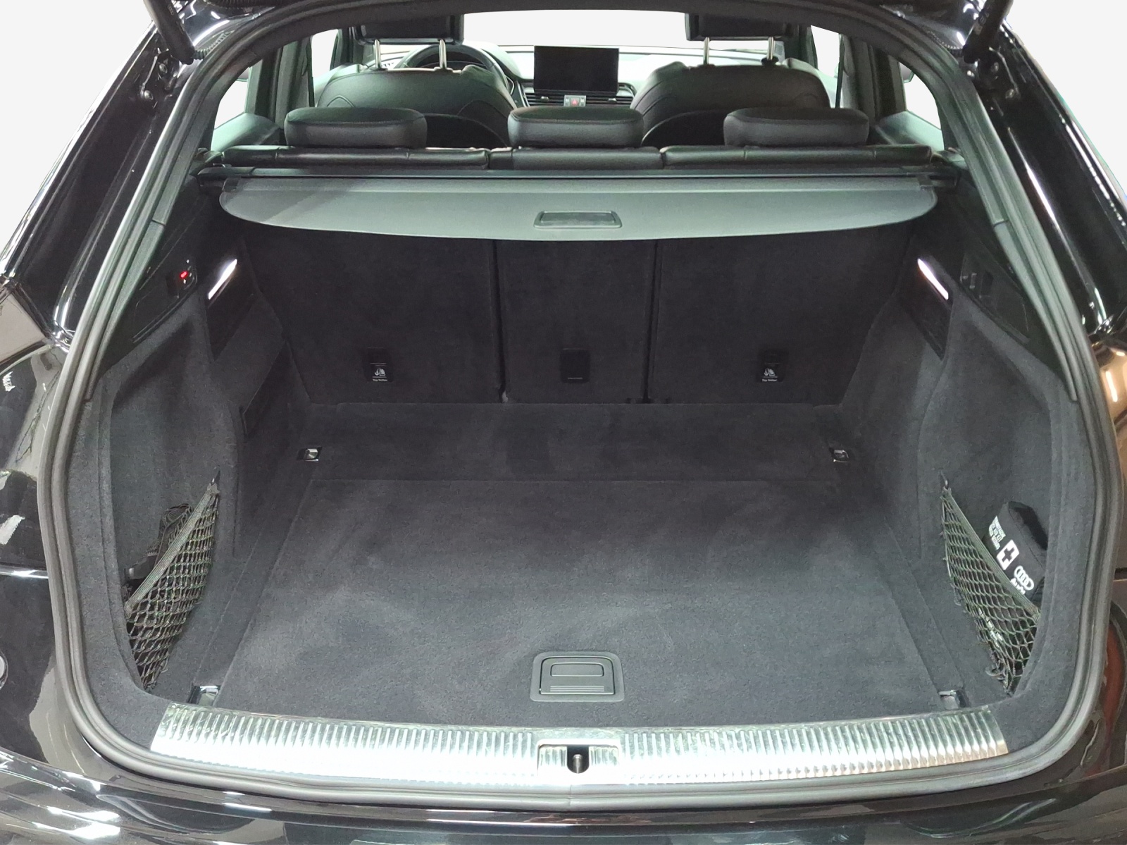 AUDI Q5 Sportback 40 TFSI S line quattro S-tronic-image-12