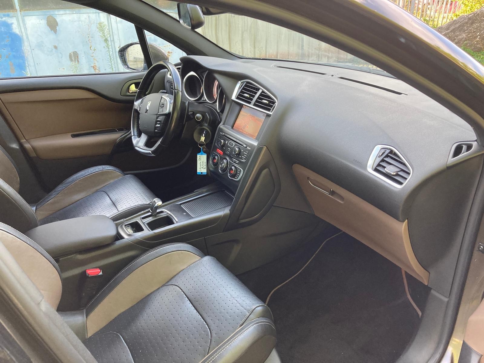 DS AUTOMOBILES DS4 1.6 e-HDi SO Chic EGS6-image-7